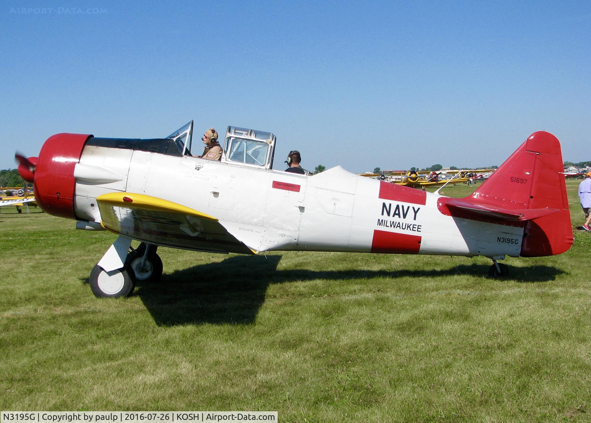 N3195G, North American SNJ-5 Texan Texan C/N 51697, At AirVenture 2016.