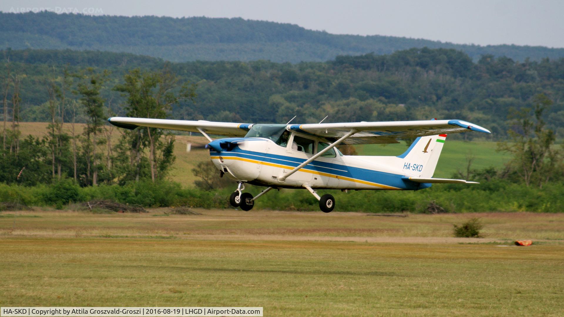 HA-SKD, 1978 Cessna 172N C/N 17270586, Gödöllö Airfield, Hungary