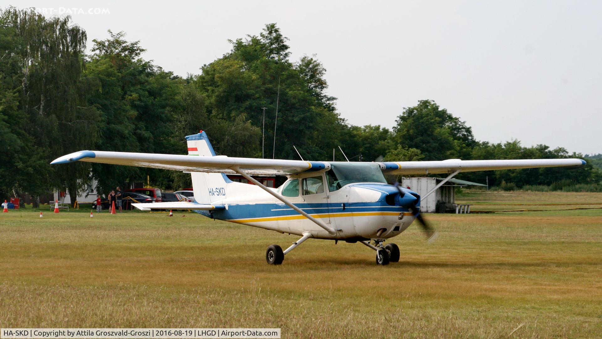 HA-SKD, 1978 Cessna 172N C/N 17270586, Gödöllö Airfield, Hungary
