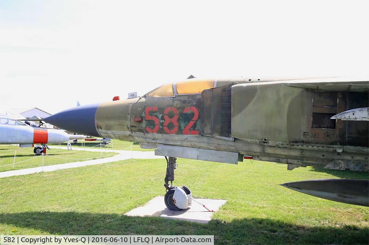 582, 1973 Mikoyan-Gurevich MiG-23MF C/N 039021, Mikoyan-Gurevich MiG-23MF, Musée Européen de l'Aviation de Chasse, Montélimar-Ancône airfield (LFLQ)