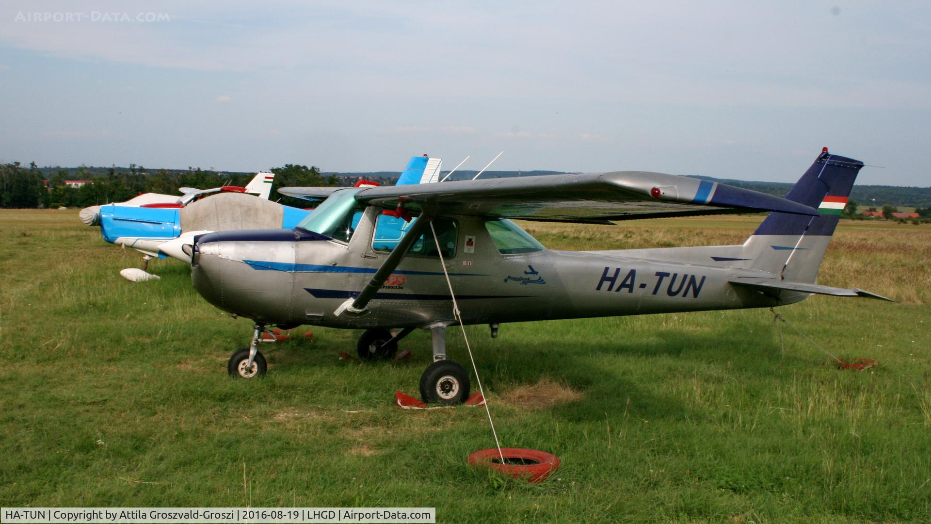 HA-TUN, 1976 Cessna 150M C/N 15078359, Gödöllö Airport – LHGD - Hungary
