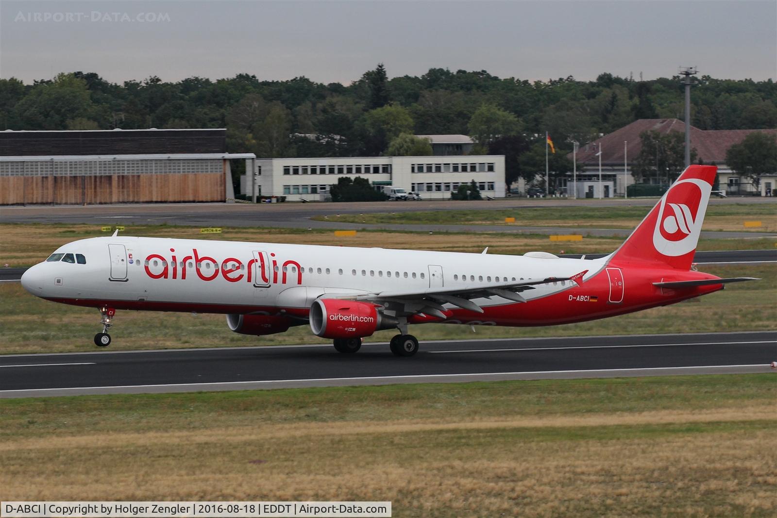 D-ABCI, 2012 Airbus A321-211 C/N 5038, Up and away for a jump to MUC....