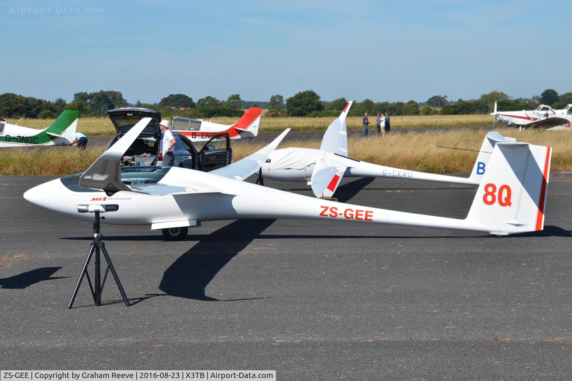 ZS-GEE, Jonker Sailplanes 1B Revelation C/N 1B-040, Parked at Tibenham.
