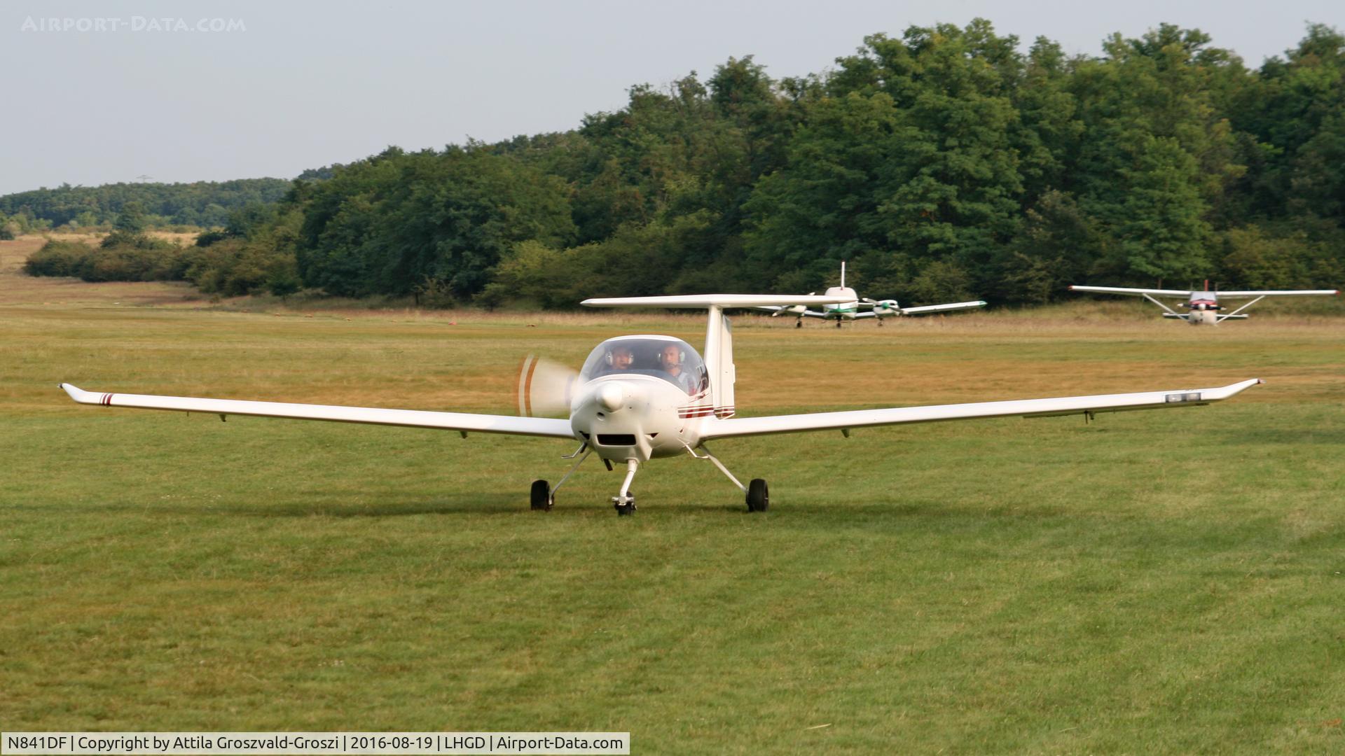 N841DF, 1995 Diamond DA-20A-1 Katana C/N 10068, Gödöllö Airport – LHGD – Hungary