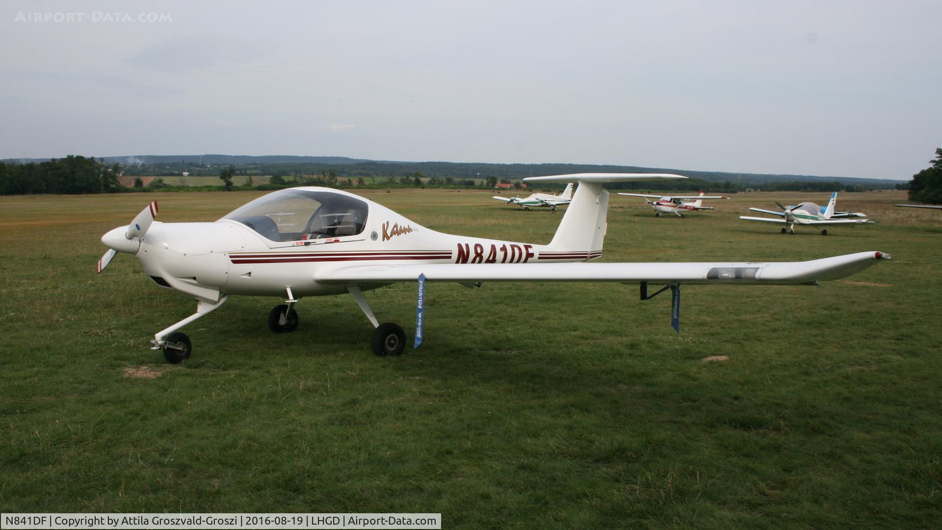 N841DF, 1995 Diamond DA-20A-1 Katana C/N 10068, Gödöllö Airport – LHGD – Hungary