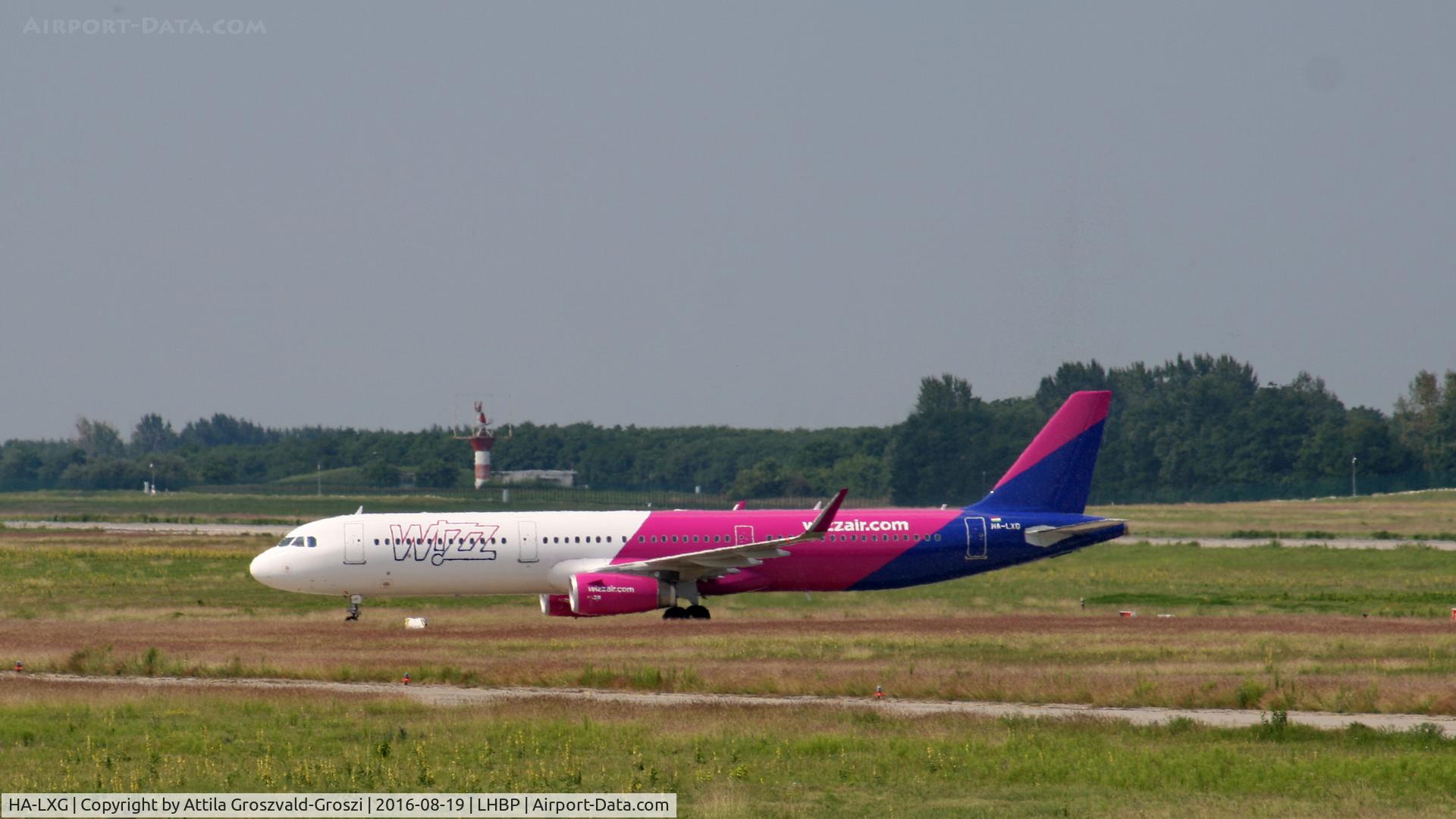 HA-LXG, 2016 Airbus A321-231 C/N 7182, Budapest Airport, Hungary - Landing