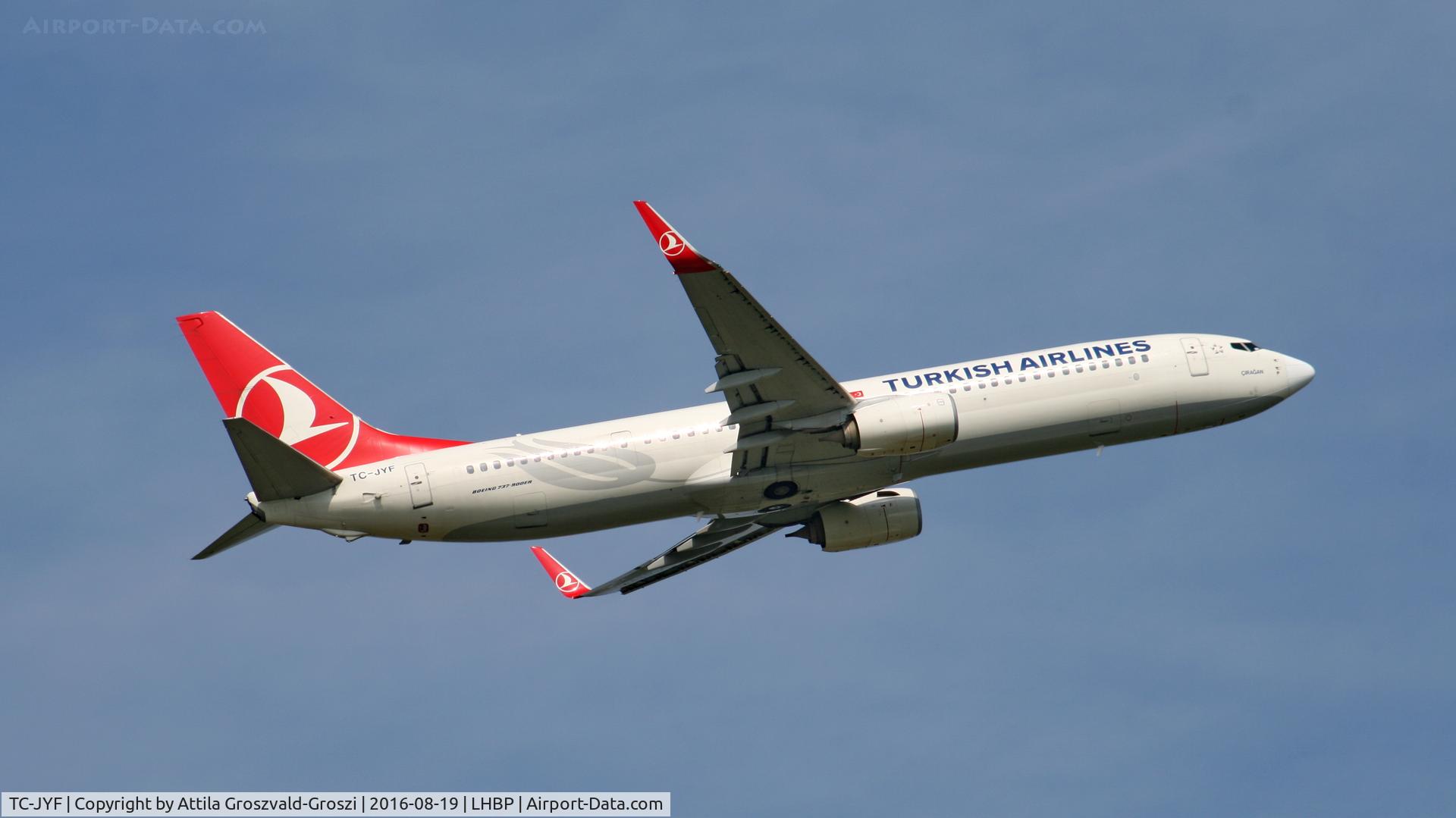 TC-JYF, 2012 Boeing 737-9F2/ER C/N 40982, Budapest Airport, Hungary - Take-off