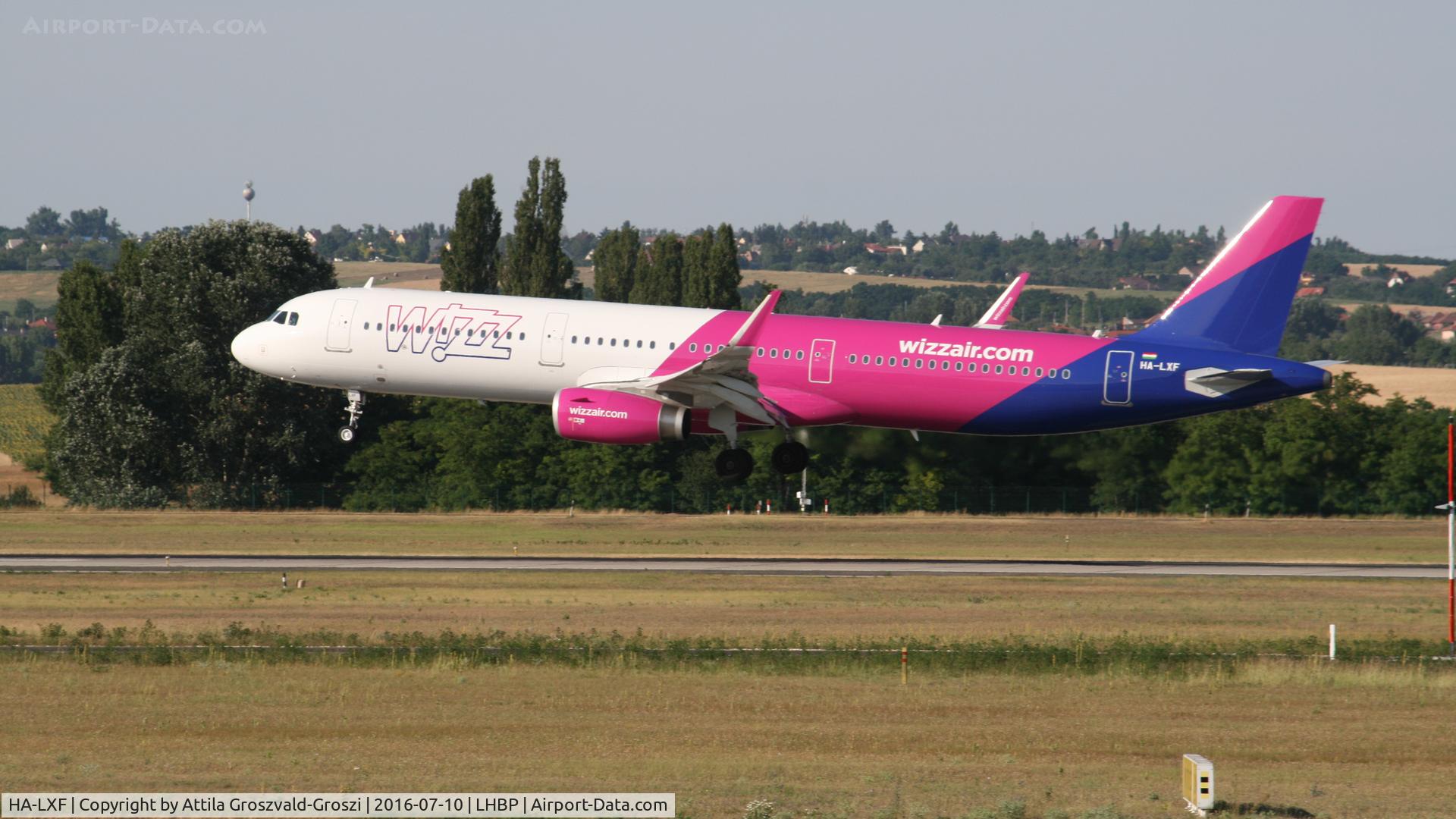 HA-LXF, 2016 Airbus A321-231 C/N 7155, Budapest Airport, Hungary - Landing