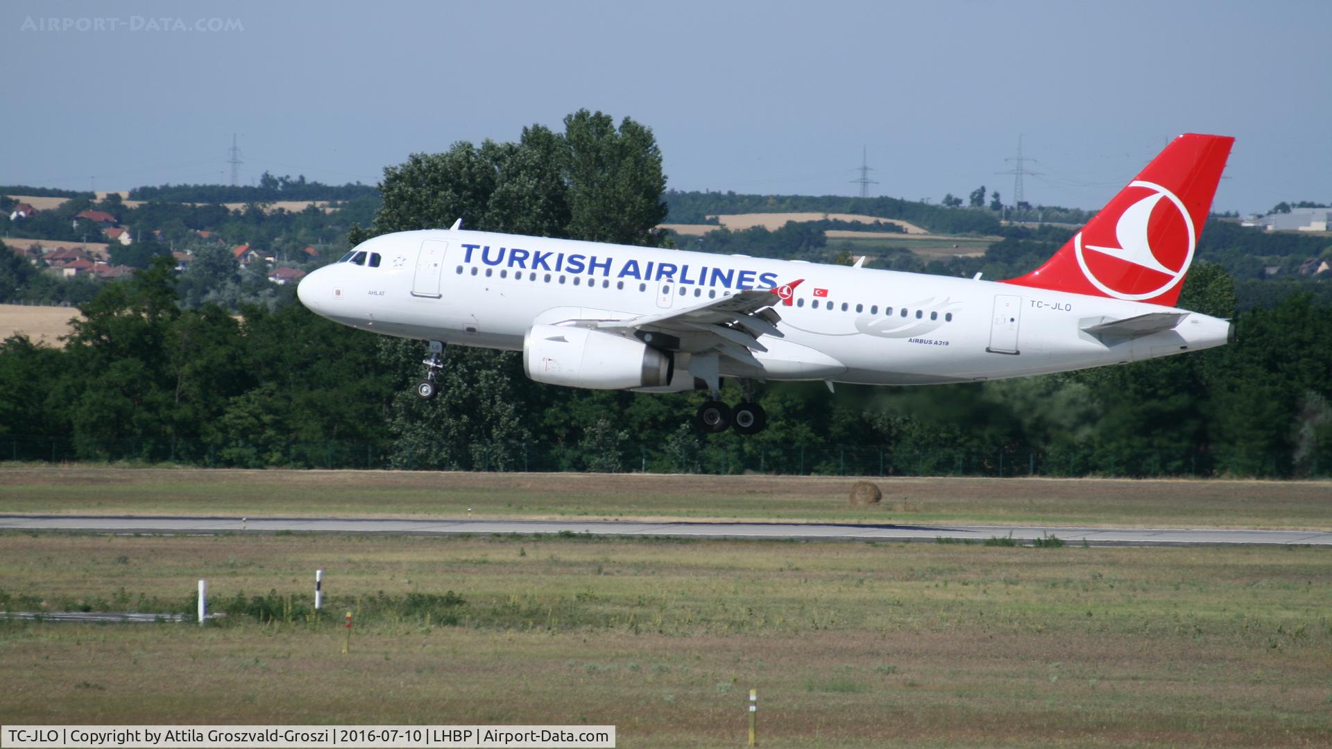 TC-JLO, 2005 Airbus A319-132 C/N 2631, Budapest Airport, Hungary - Landing