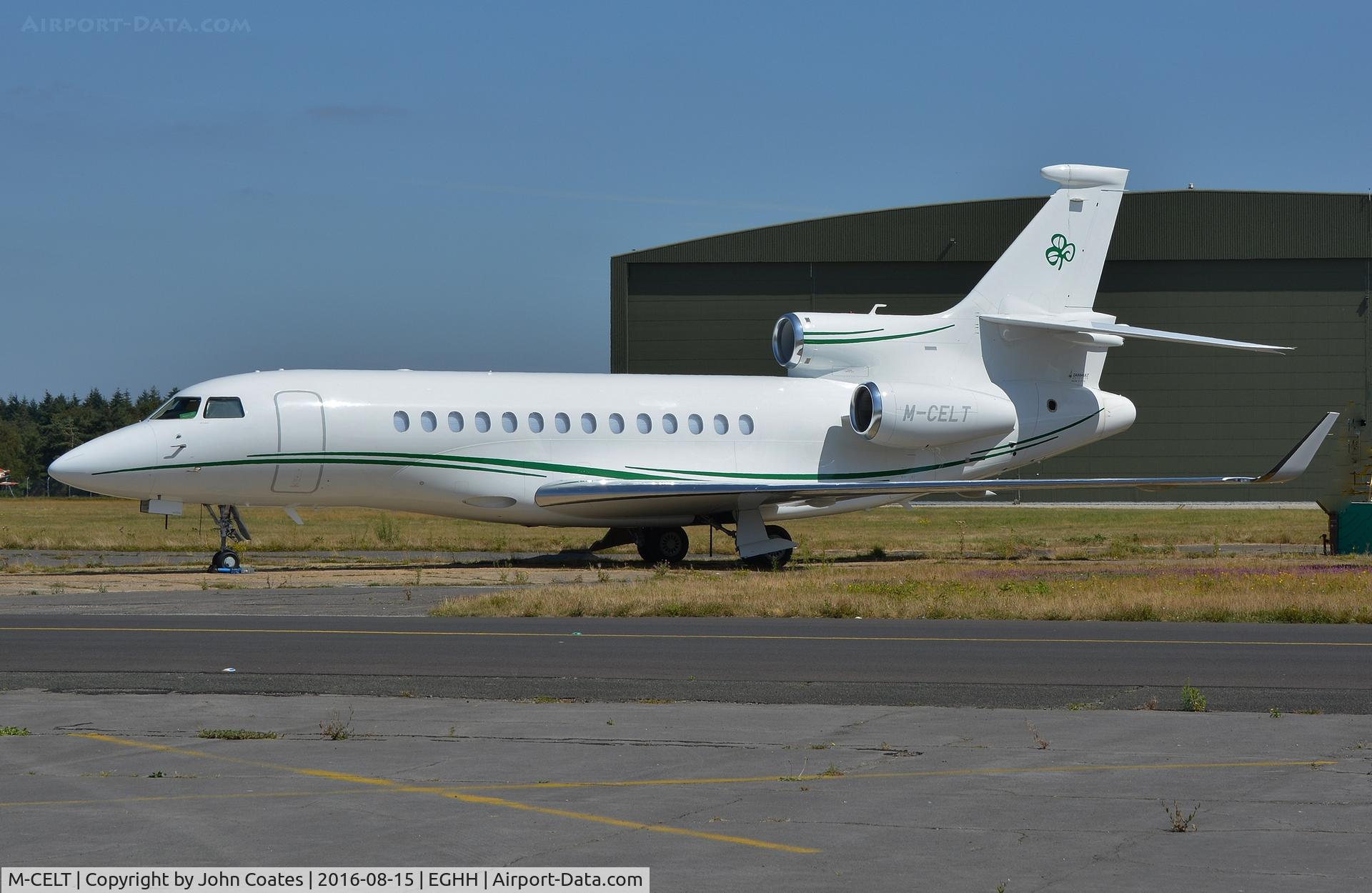 M-CELT, 2011 Dassault Falcon 7X C/N 110, Parked at Jetworks