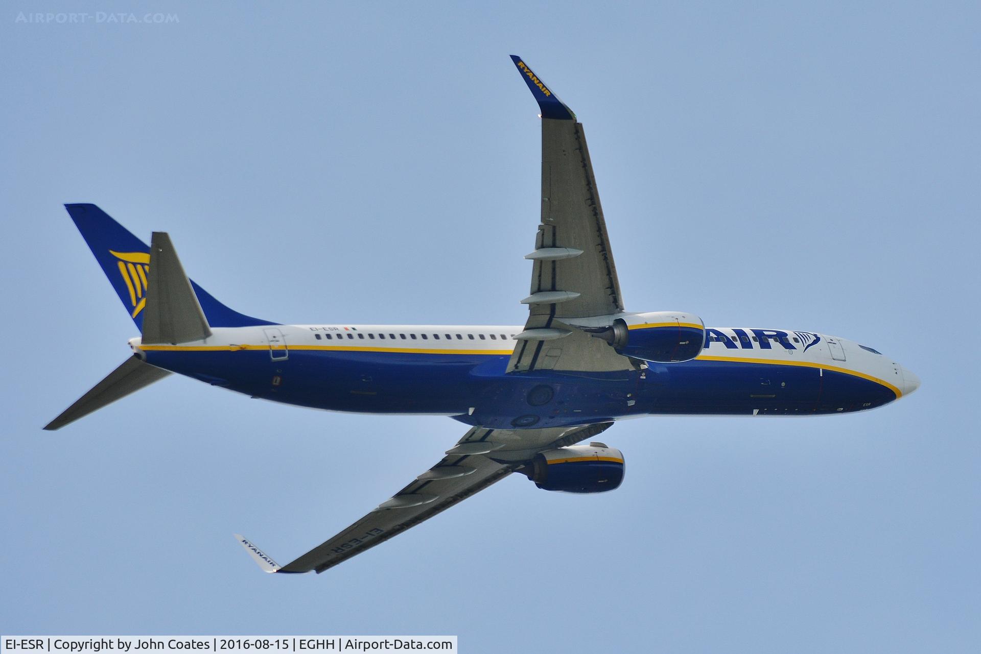 EI-ESR, 2011 Boeing 737-8AS C/N 34995, Departing 26 off airport