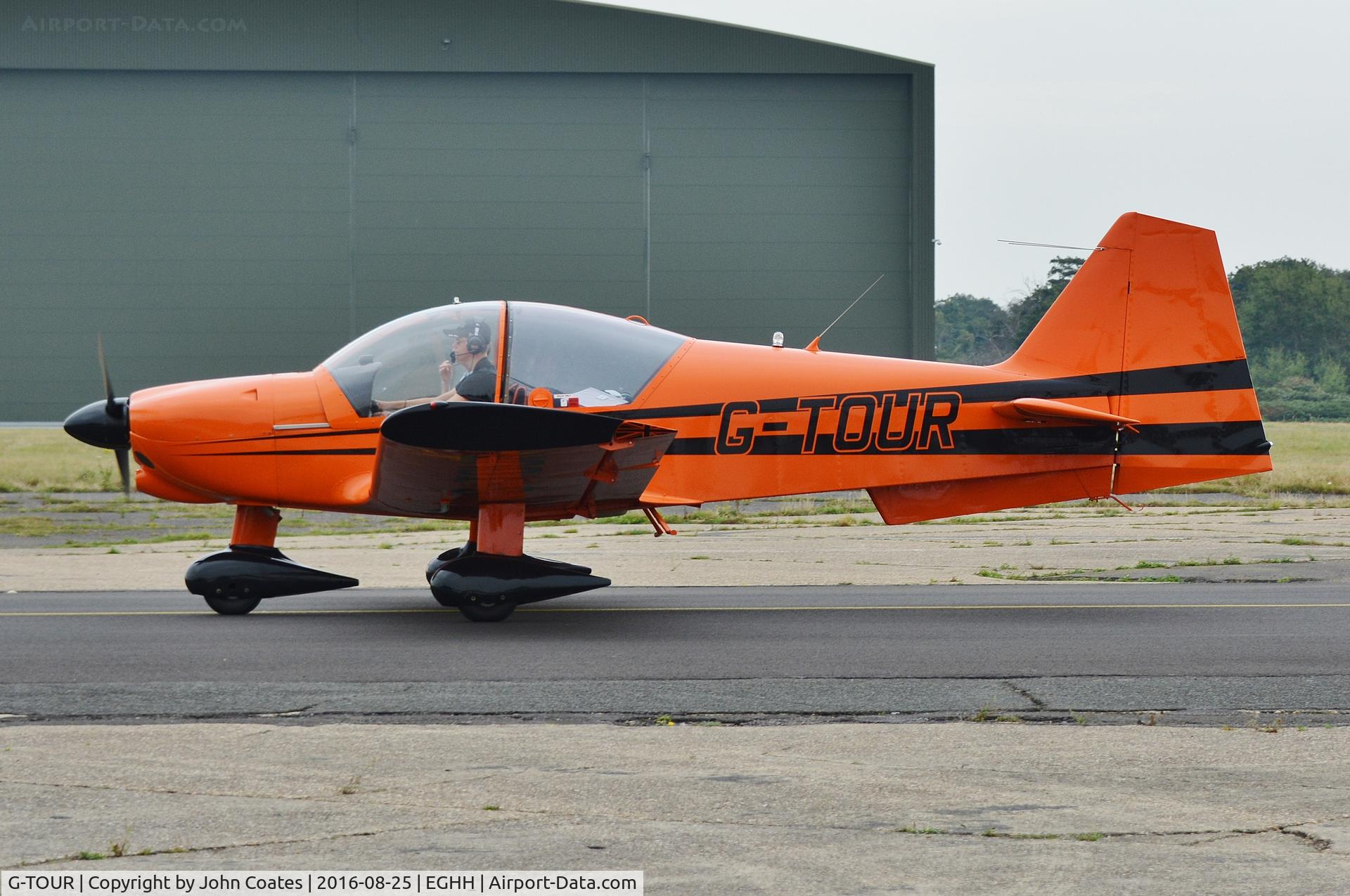 G-TOUR, 1979 Robin R-2112 Alpha C/N 187, Taxiing in on arrival