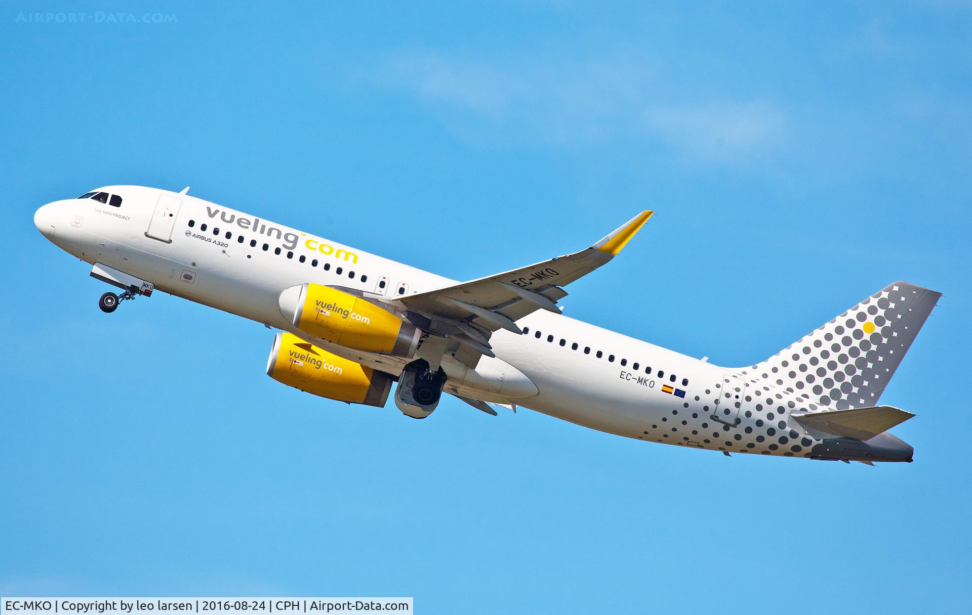 EC-MKO, 2016 Airbus A320-232 C/N 7028, Copenhagen 24.8.16