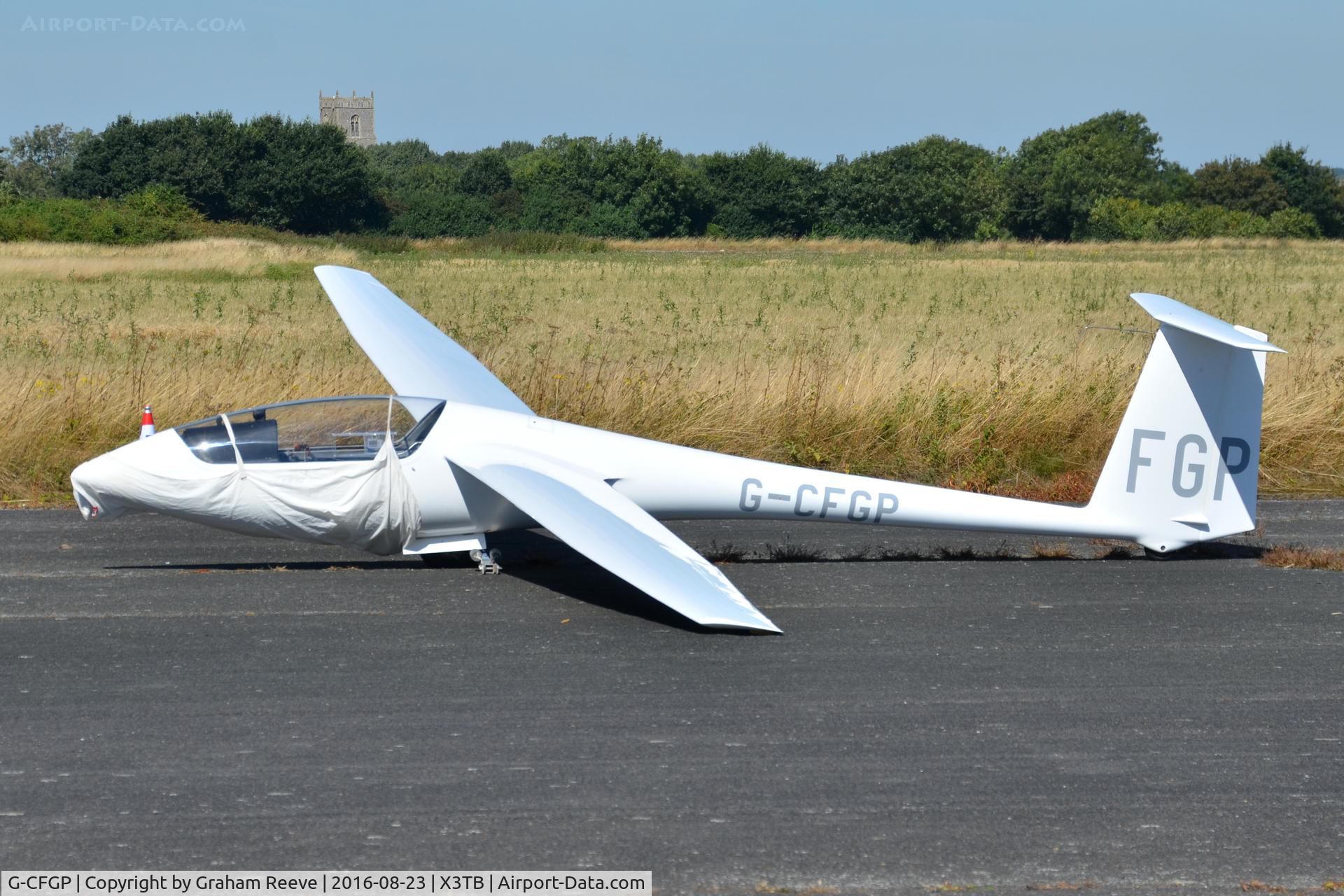 G-CFGP, Schleicher ASW-19 C/N 19121, Parked at Tibenham.