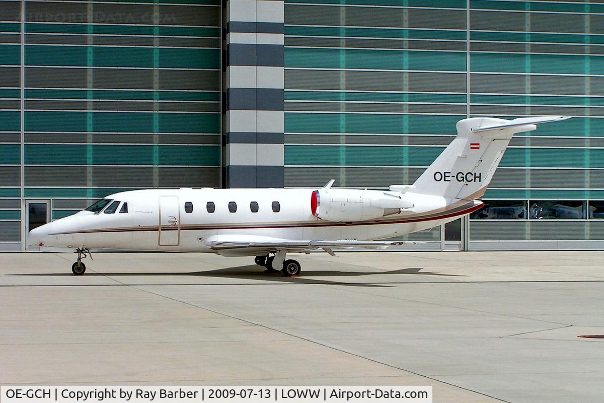 OE-GCH, 1992 Cessna 650 Citation VII C/N 650-7006, Cessna Citation VII [650-7006] Vienna-Schwechat~OE 13/07/2009