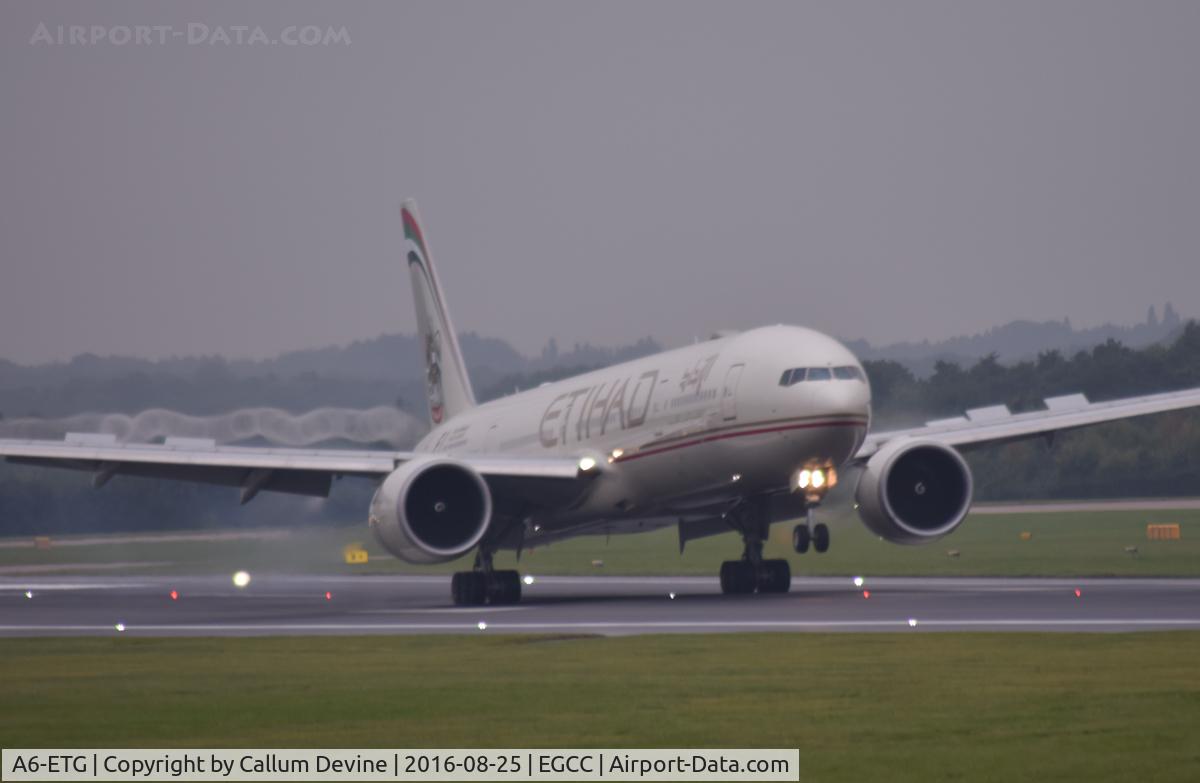 A6-ETG, 2011 Boeing 777-3FX/ER C/N 39681, A6-ETG arriving at MAN.