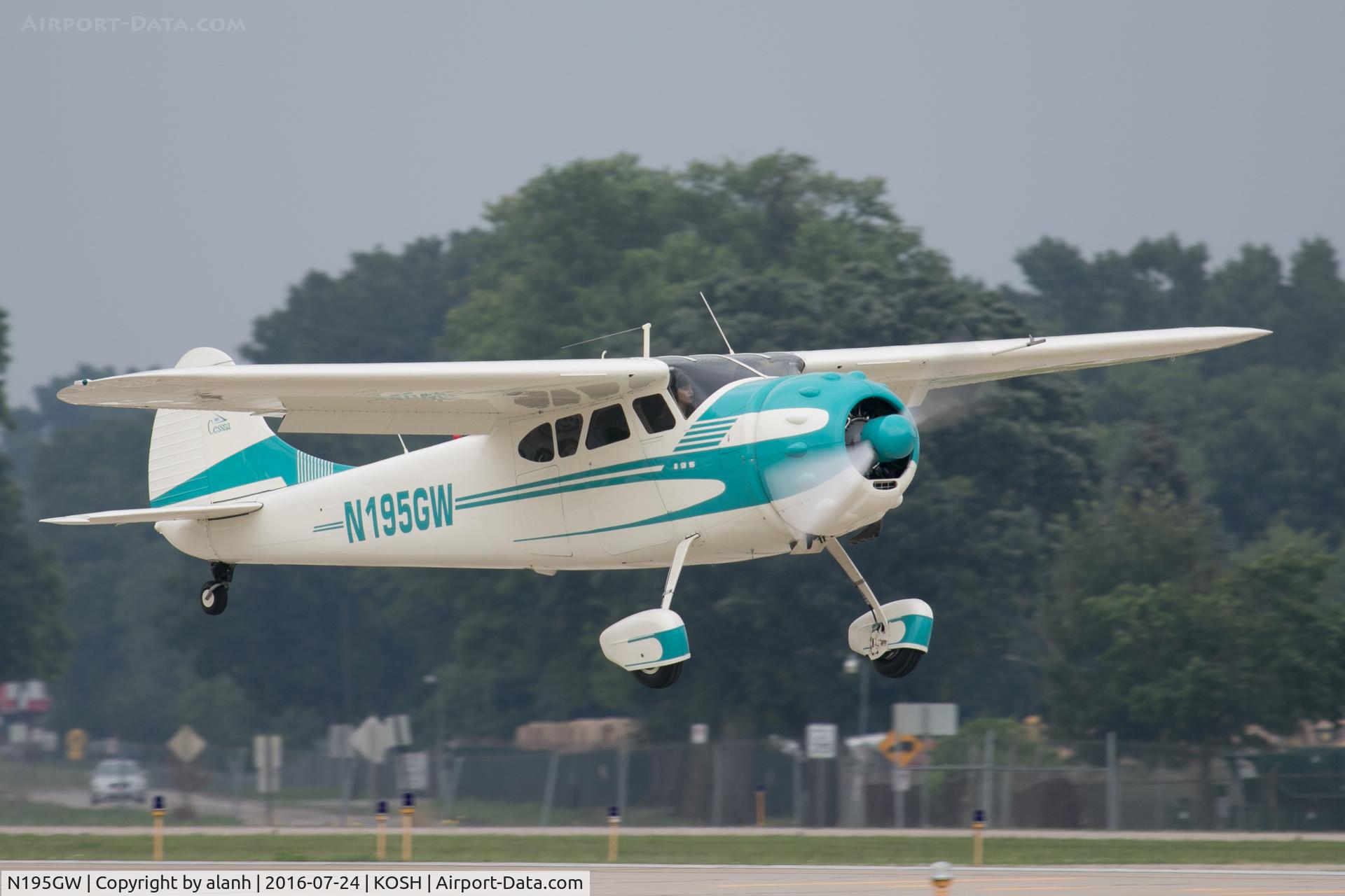 N195GW, 1949 Cessna 195 C/N 7455, Finals