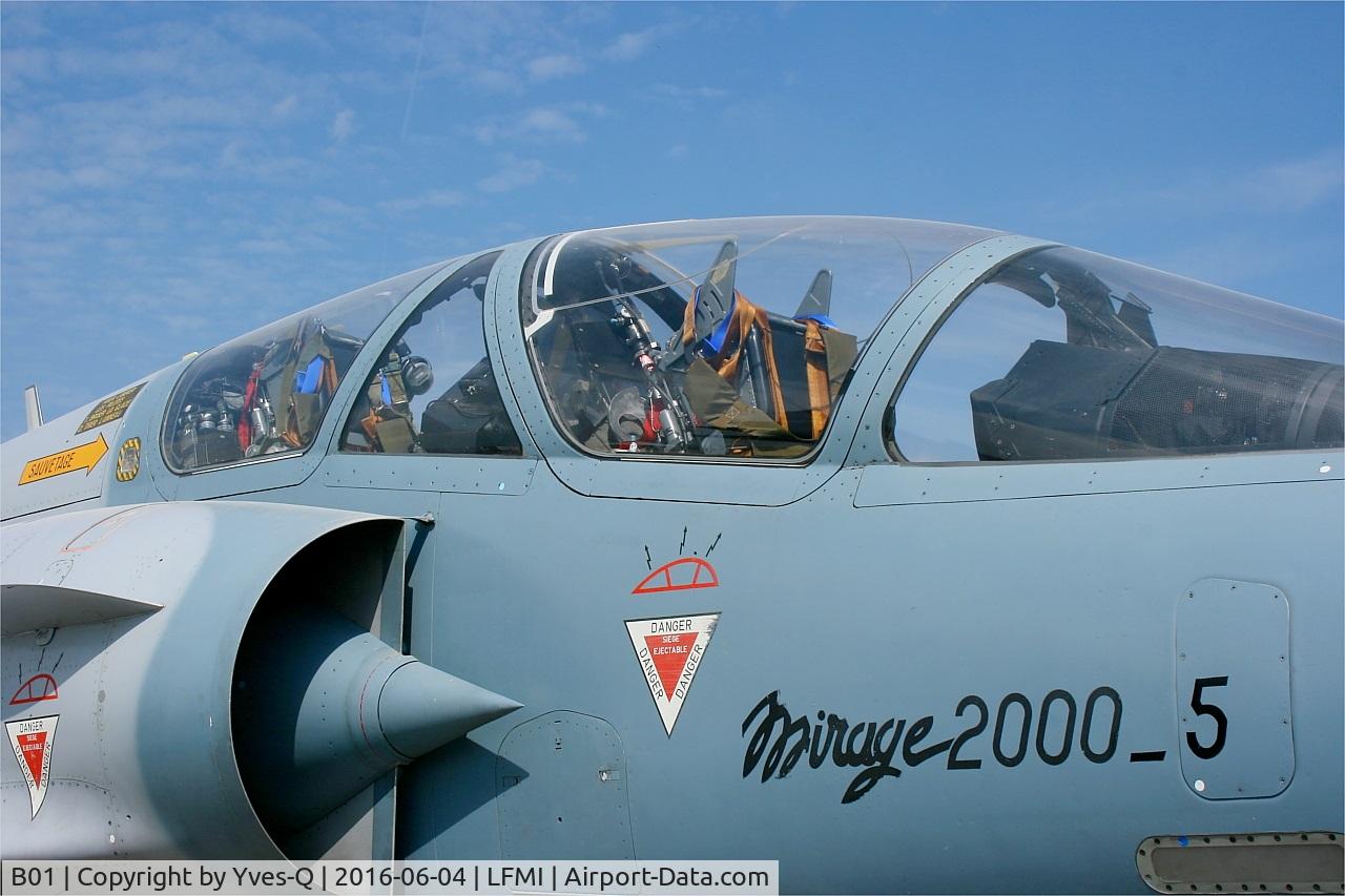 B01, Dassault Mirage 2000-5 C/N B01, Dassault Mirage 2000B, Close view of cockpit, Istres-Le Tubé Air Base 125 (LFMI-QIE) open day 2016
