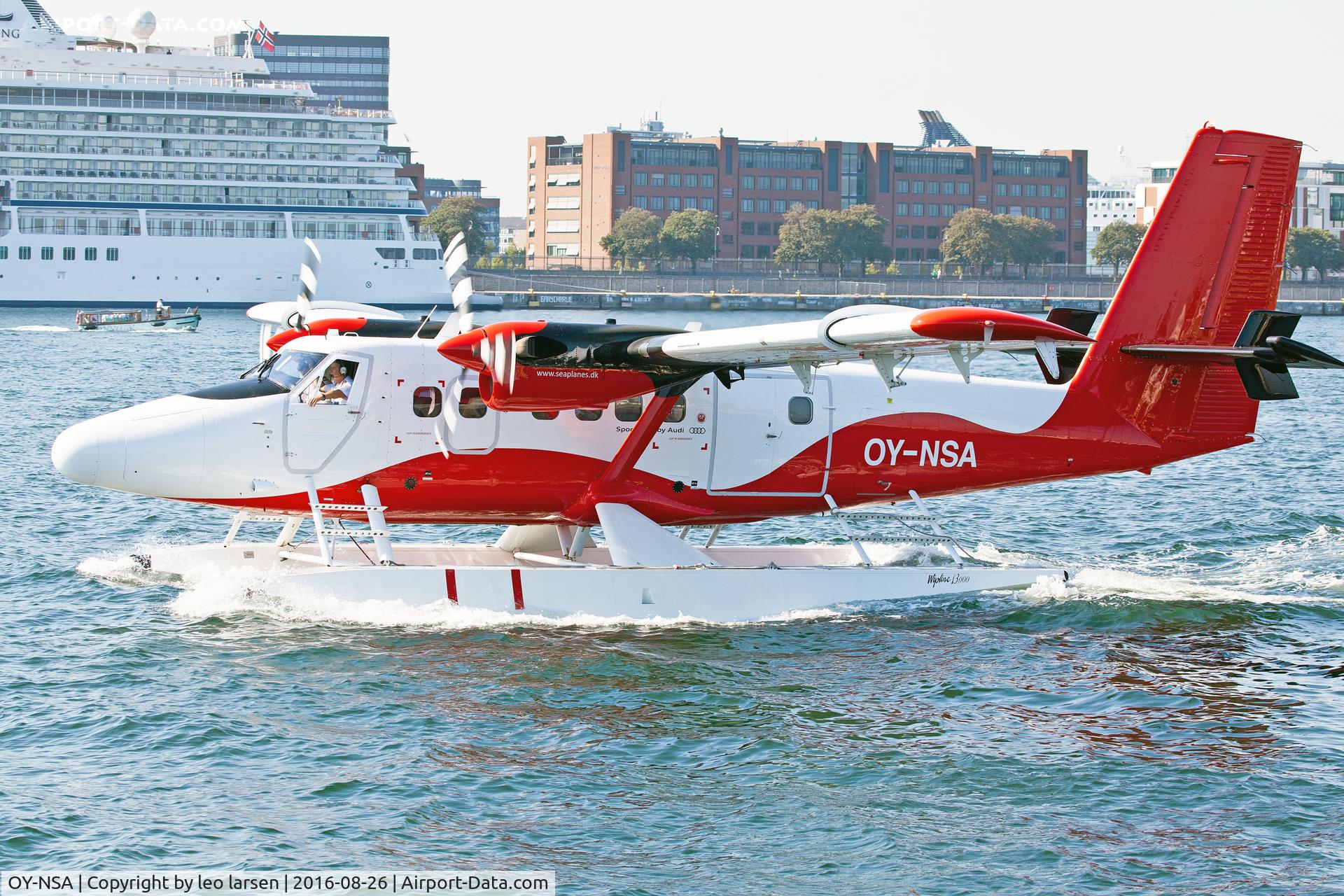 OY-NSA, 1978 De Havilland Canada DHC-6-300 Twin Otter C/N 577, Copenhagen Harbour 26.8.16