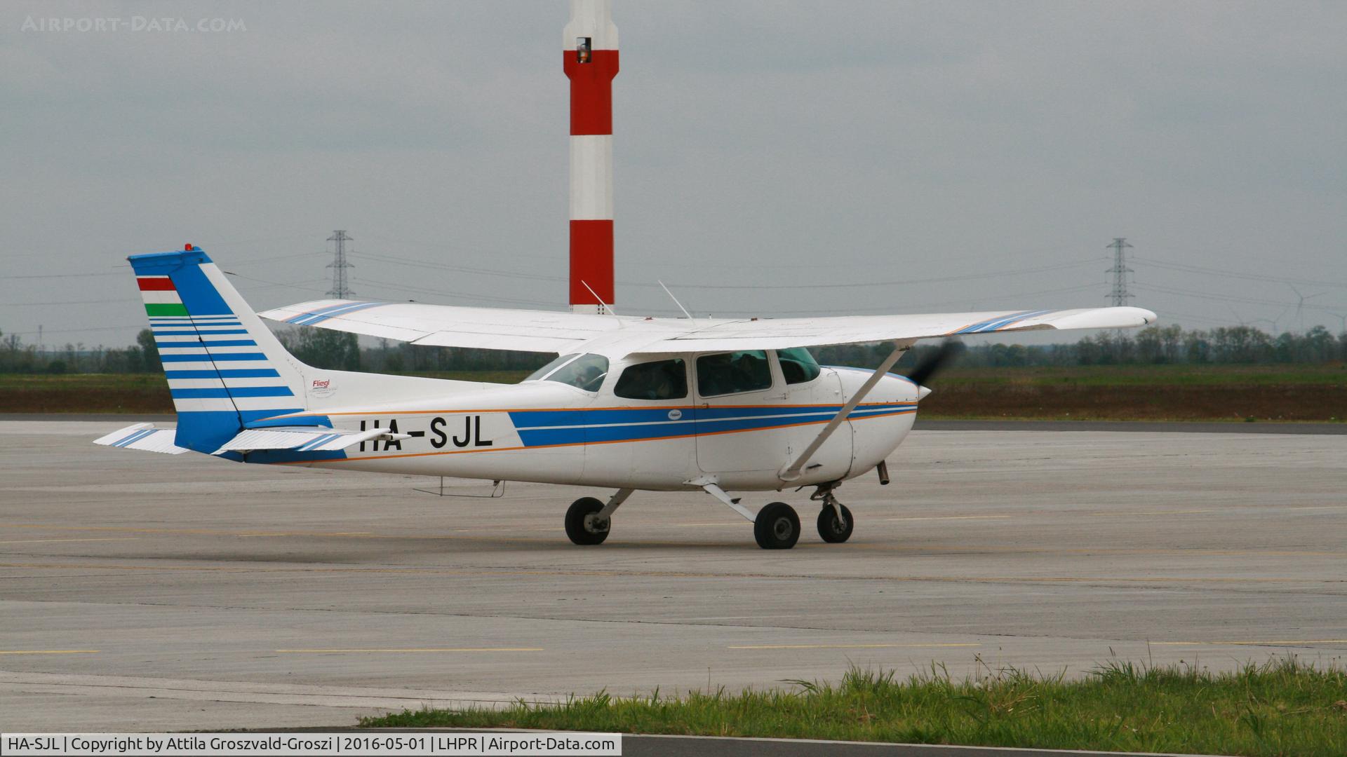 HA-SJL, 1975 Cessna 172M C/N 17265068, Pér airport, Hungary
