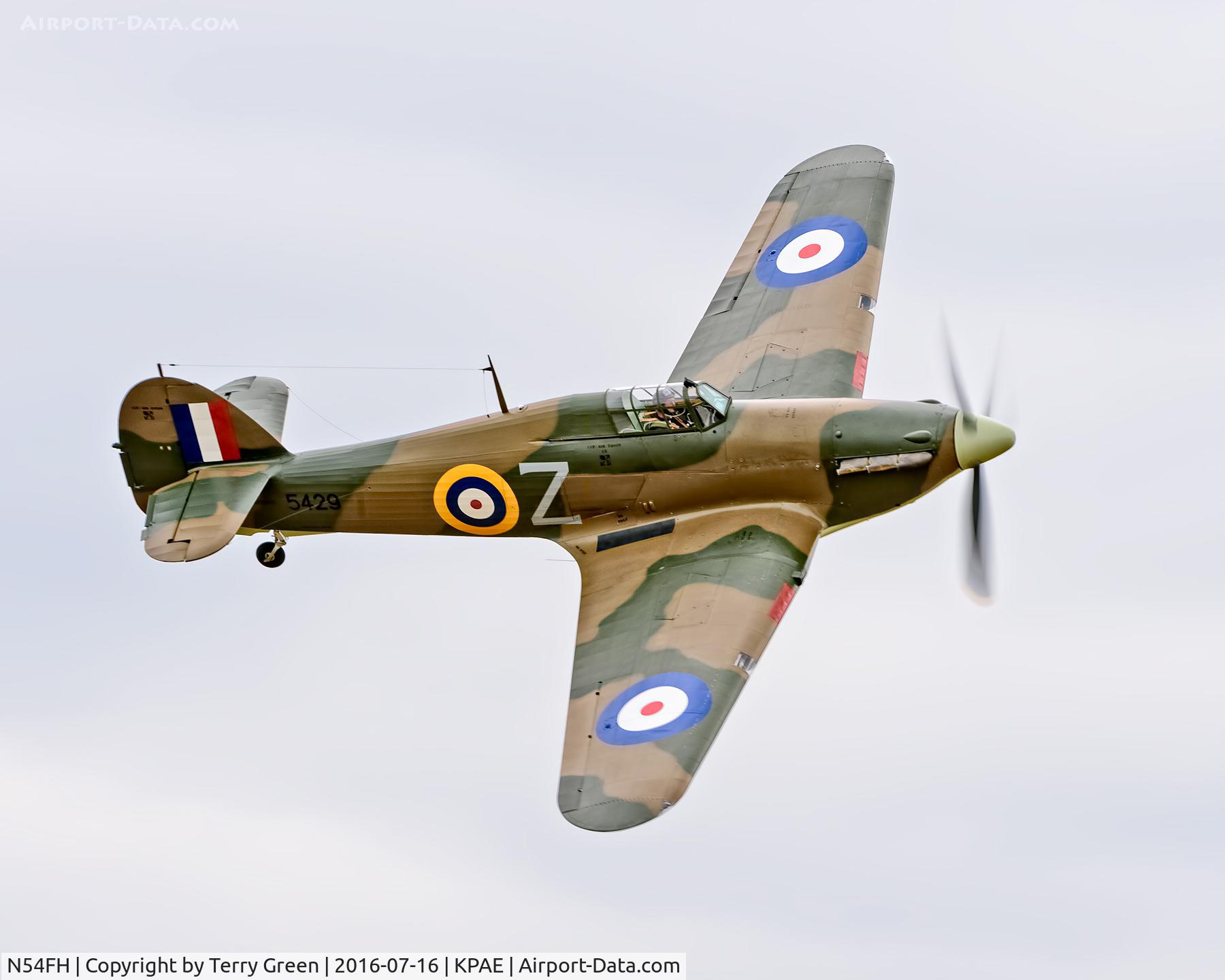 N54FH, 1941 Hawker (CCF) Hurricane Mk12A C/N CCF/R32007, Paine Field KPAE