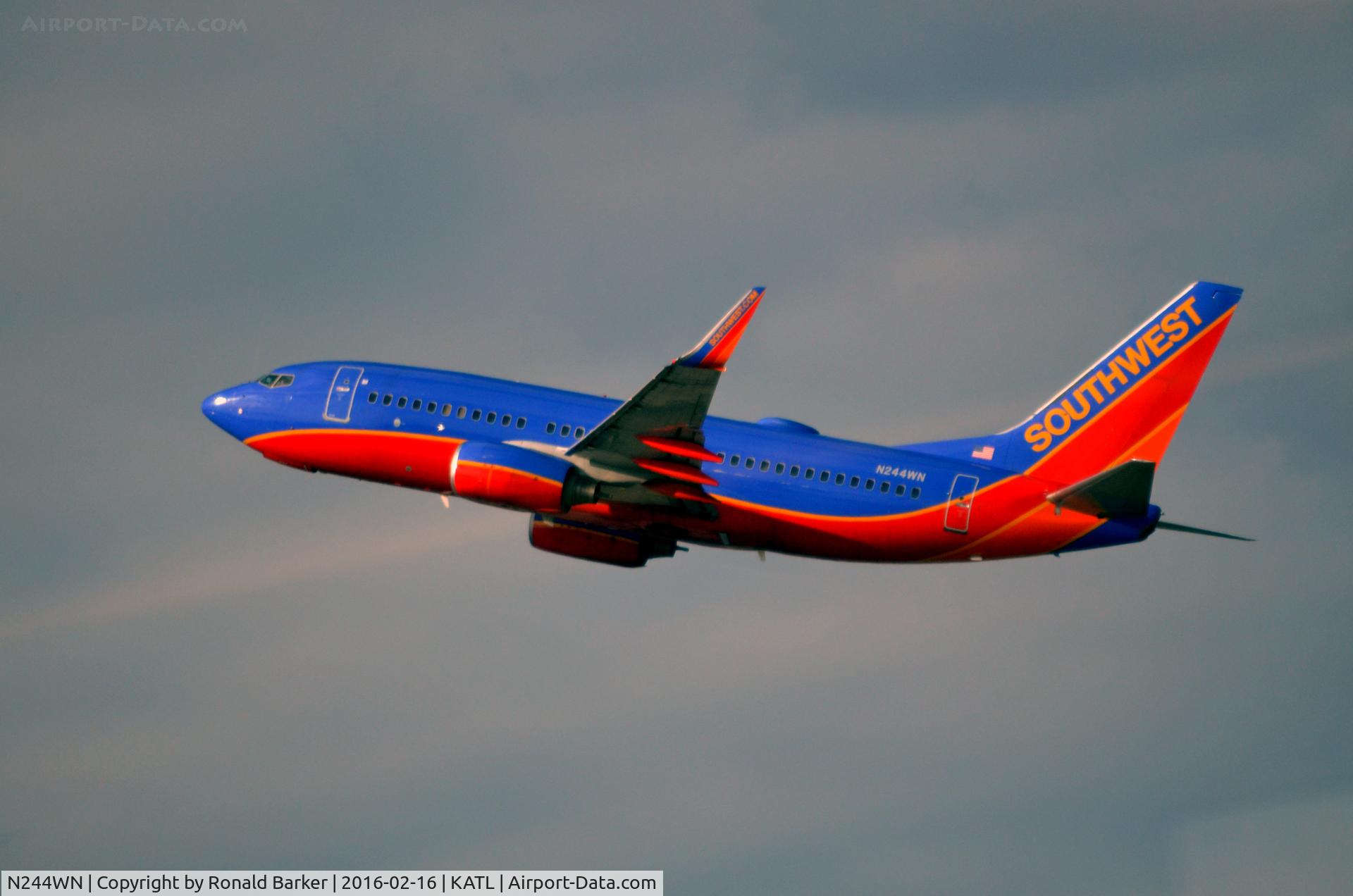 N244WN, 2006 Boeing 737-7H4 C/N 34864, Takeoff Atlanta