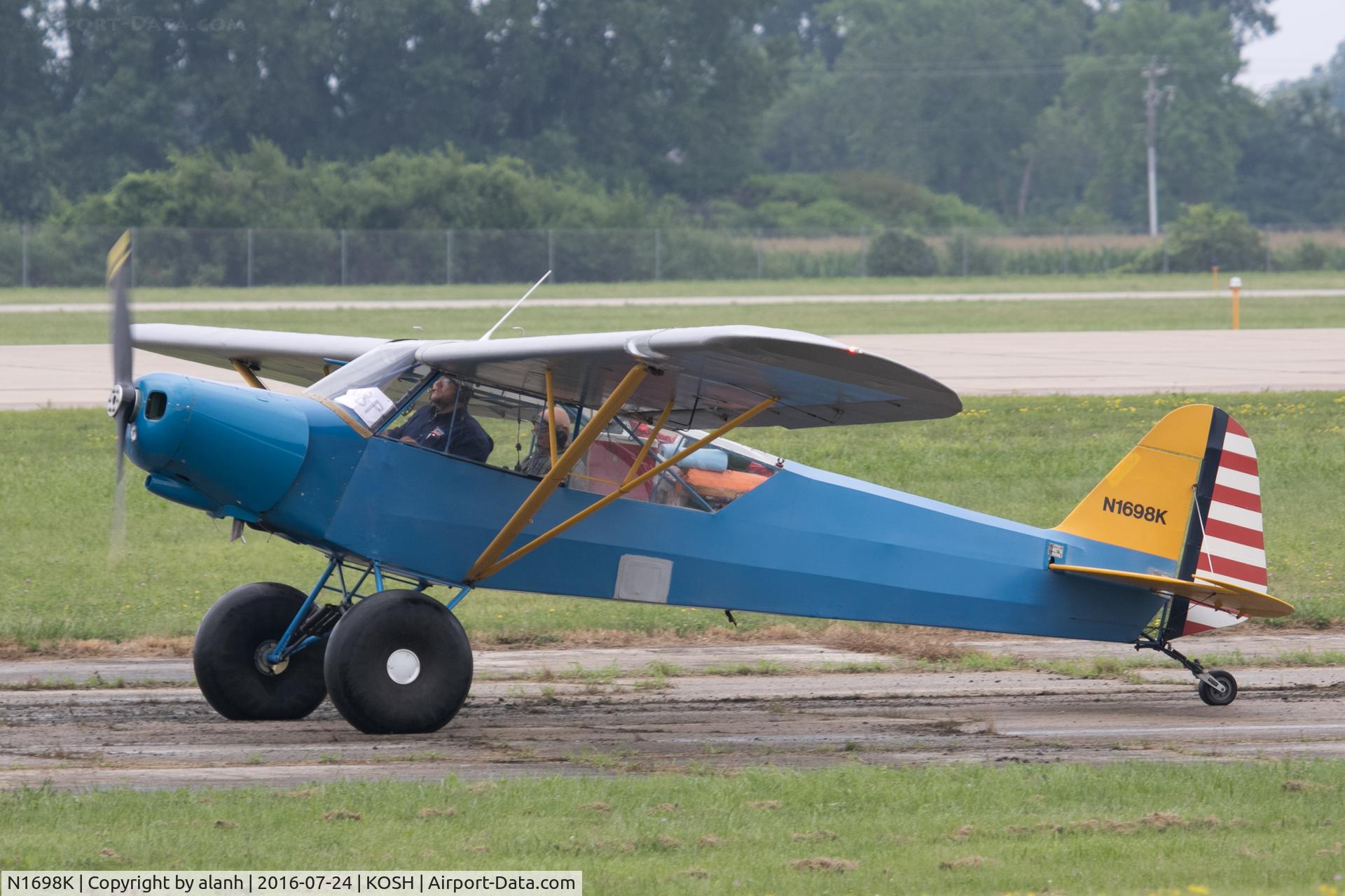N1698K, Piper PA-18 Super Cub Replica C/N 001, Taxying