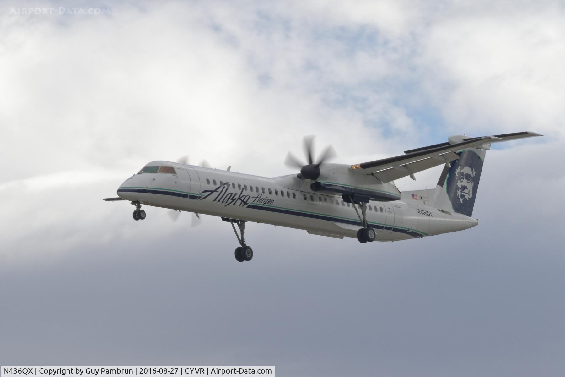 N436QX, 2008 De Havilland Canada DHC-8-402 Dash 8 C/N 4236, Landing