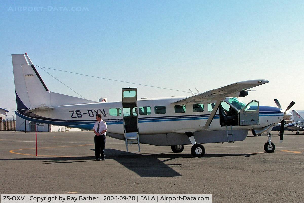 ZS-OXV, 1996 Cessna 208B Grand Caravan C/N 208B0563, Cessna 208B Grand Caravan [208B-0563] (Naturelink Charters) Lanseria~ZS 20/09/2006