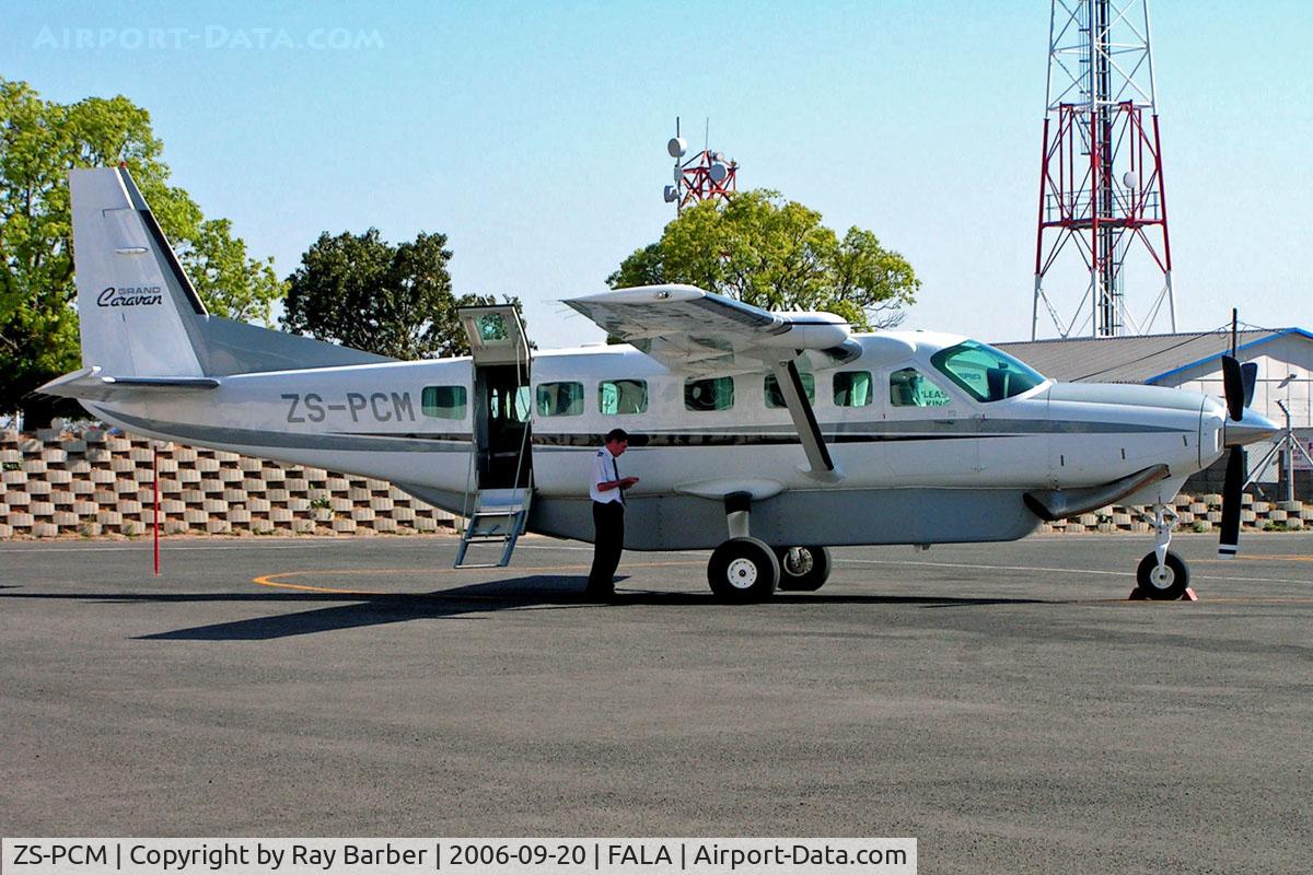 ZS-PCM, Cessna 208B C/N 208B0851, Cessna 208B Grand Caravan [208B-0851] Lanseria~ZS 20/09/2006