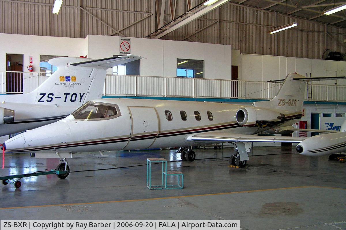 ZS-BXR, 1973 LearJet 25B C/N 25-141, Learjet 25B [25-141] Lanseria~ZS 20/09/2006
