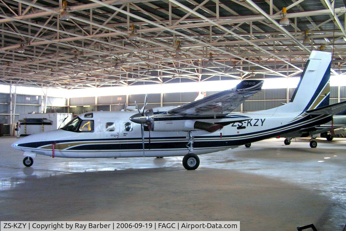 ZS-KZY, 1982 Gulfstream American 695A Jetprop 1000 C/N 96051, ZS-KZY   Rockwell Turbo Commander 695A [96051] Grand Central~ZS 19/09/2006