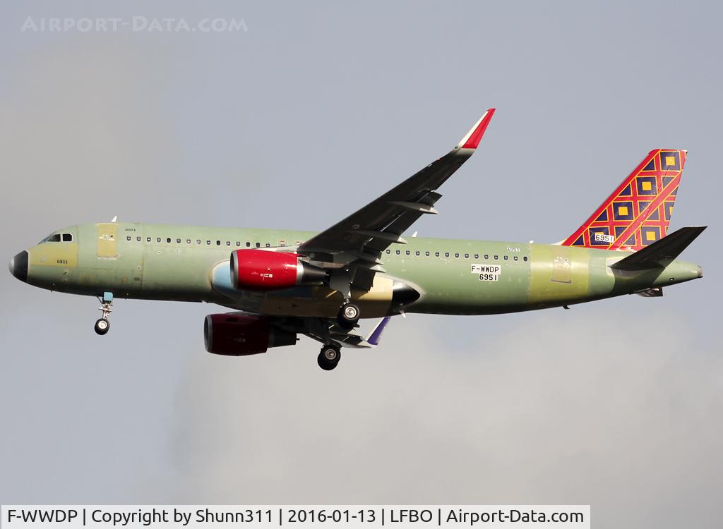 F-WWDP, 2015 Airbus A320-214 C/N 6951, C/n 6951 - For Batik Air