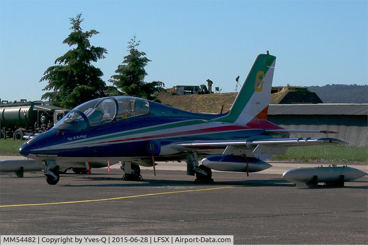 MM54482, Aermacchi MB-339PAN C/N 6677/072/AD011, Italian Air Force Aermacchi MB-339PAN, N°6 of Frecce Tricolori Aerobatic Team 2015, Luxeuil-Saint Sauveur Air Base 116 (LFSX) Open day 2015