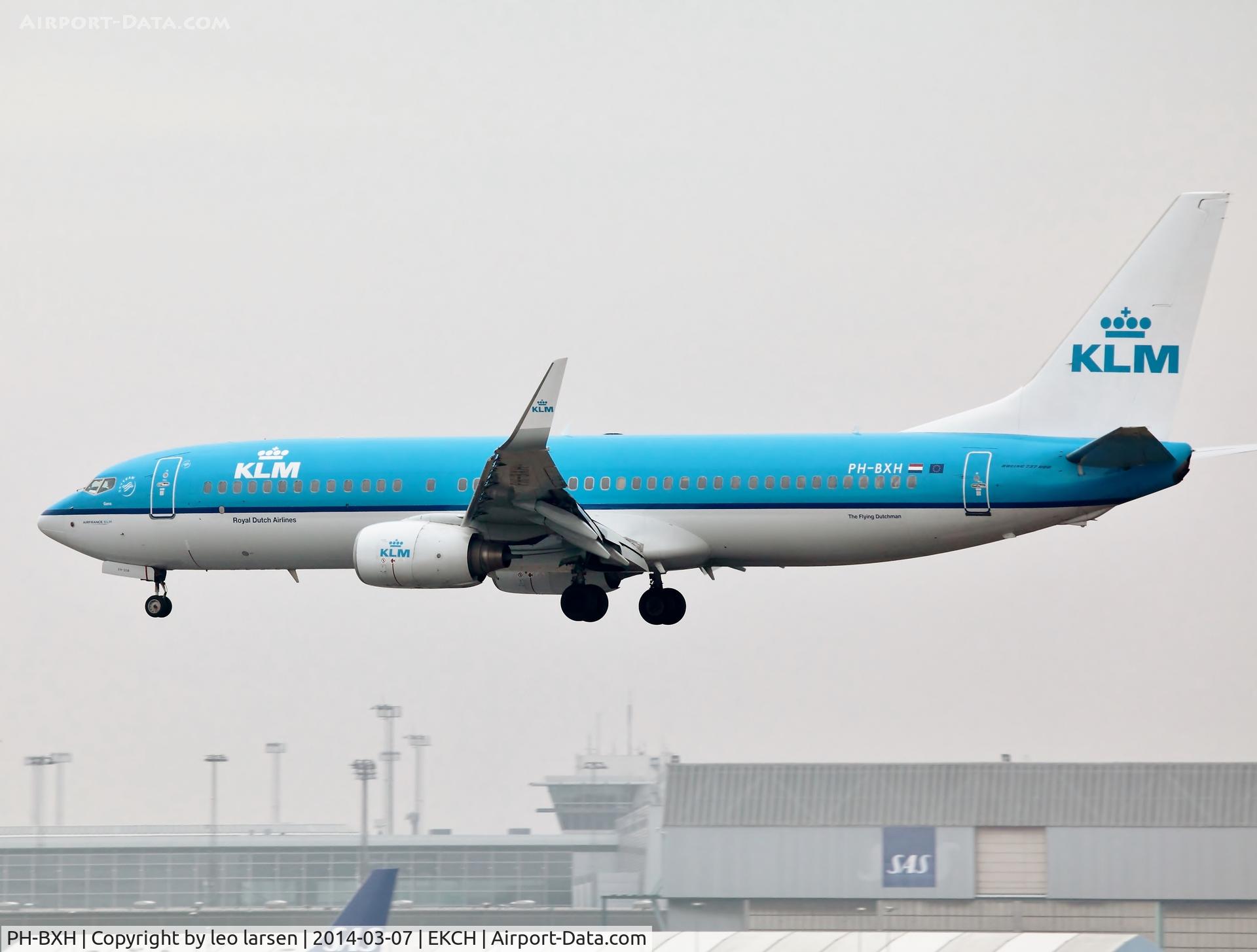 PH-BXH, 2000 Boeing 737-8K2 C/N 29597, Copenhagen 7.3.14