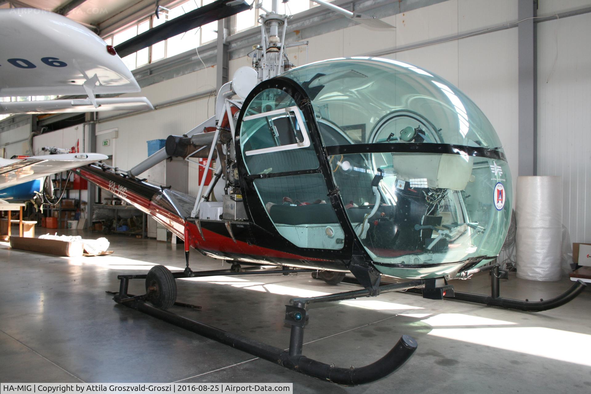 HA-MIG, 1959 Hiller UH-12D C/N 1145, Kadarkút Airfield, Hungary