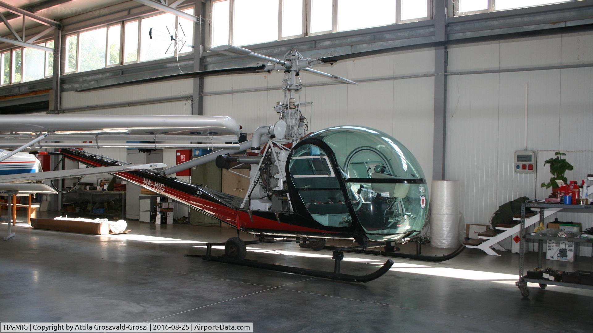 HA-MIG, 1959 Hiller UH-12D C/N 1145, Kadarkút Airfield, Hungary