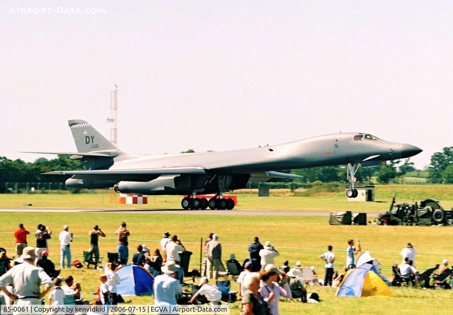 85-0061, 1985 Rockwell B-1B Lancer C/N 21, On the ground at RIAT.