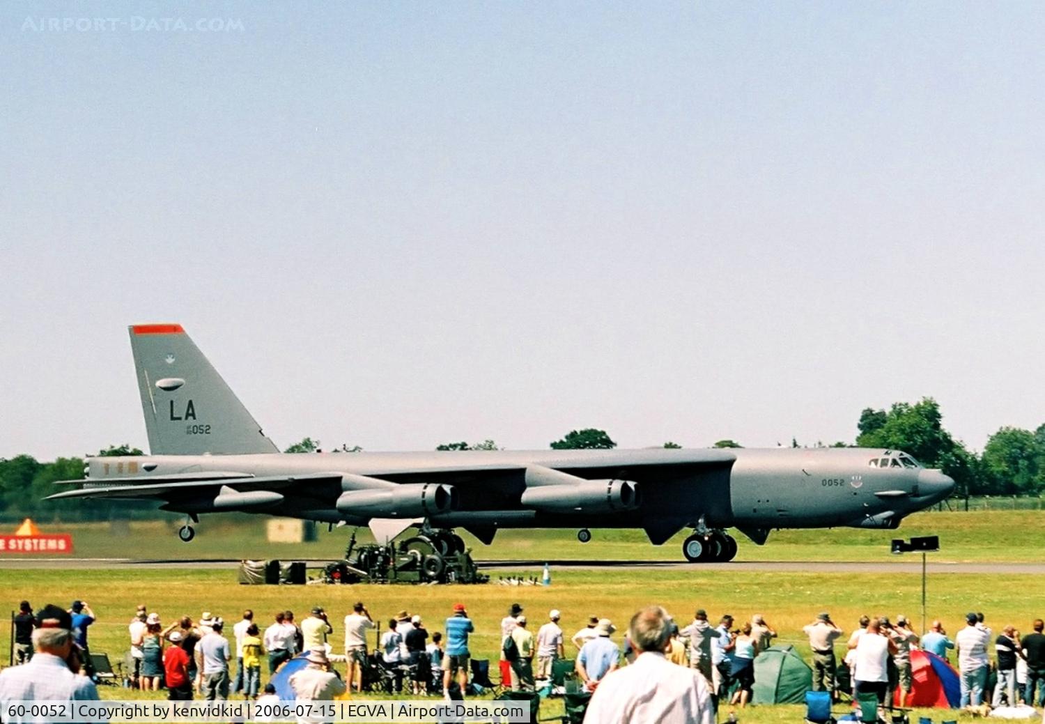 60-0052, 1960 Boeing B-52H Stratofortress C/N 464417, Departing for display at RIAT.