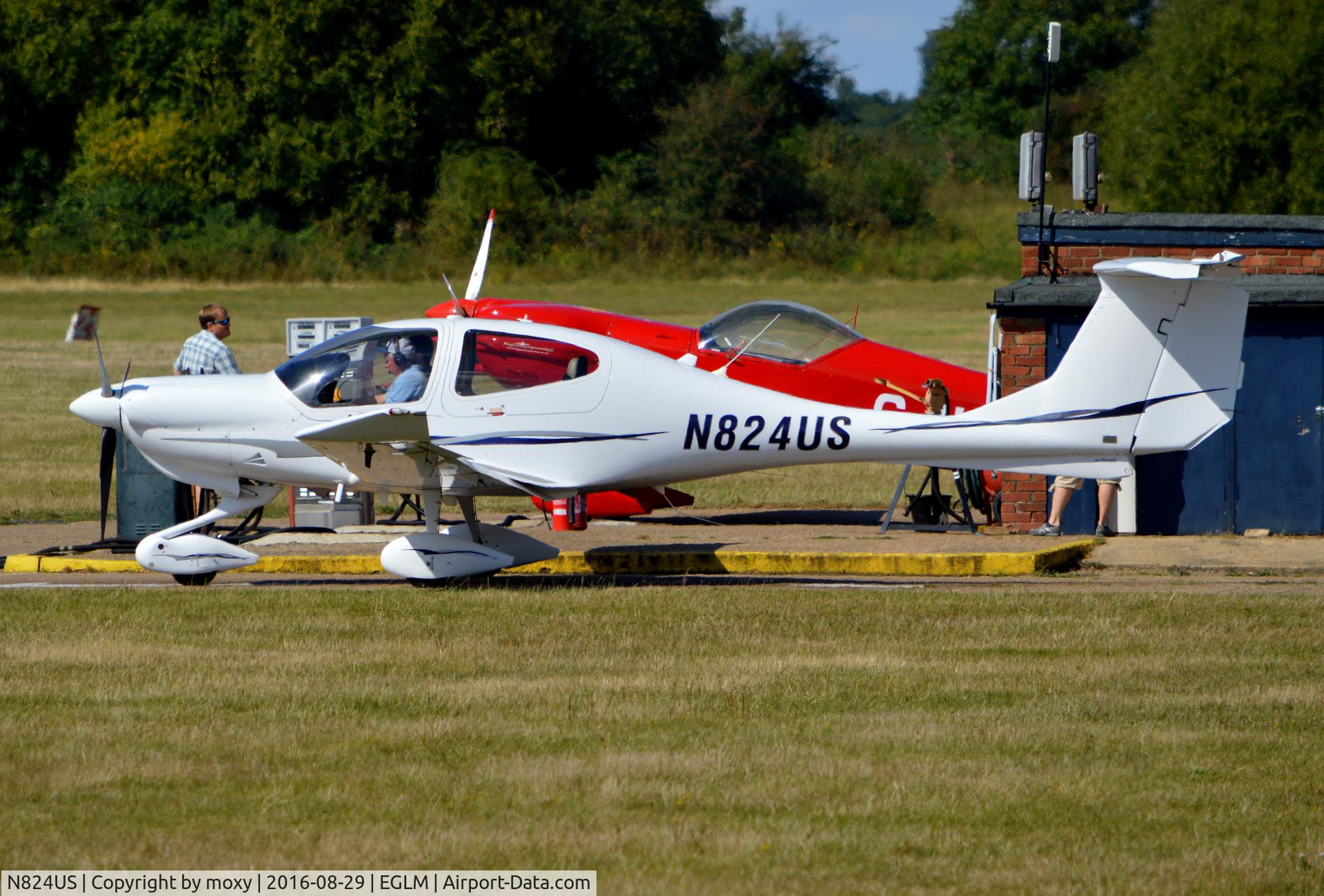 N824US, 2007 Diamond DA-40 Diamond Star C/N 40.824, Diamond DA-40 at White Waltham