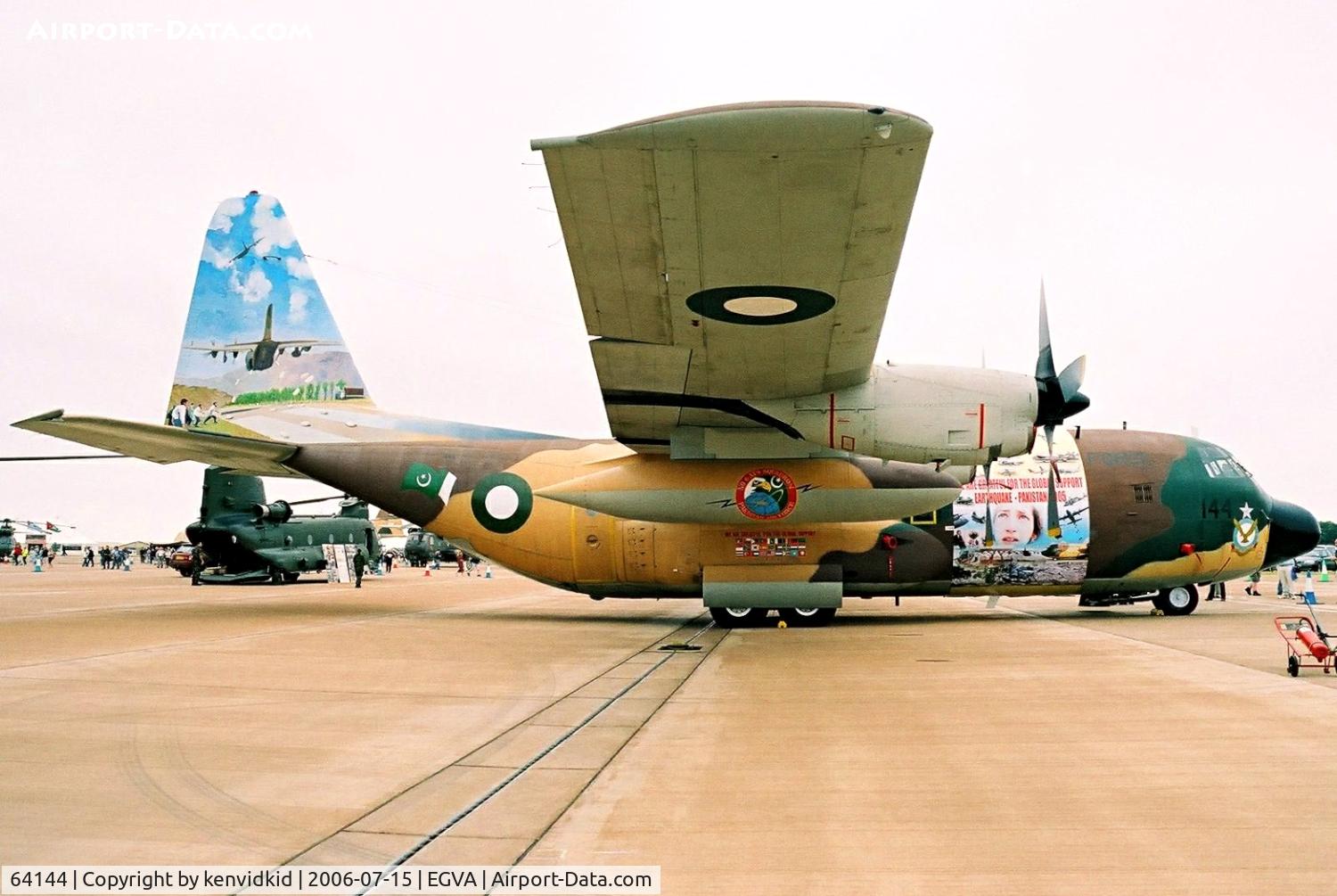 64144, 1966 Lockheed L-100-382B-4C Hercules C/N 382-4144, Pakistan Air Force special scheme.