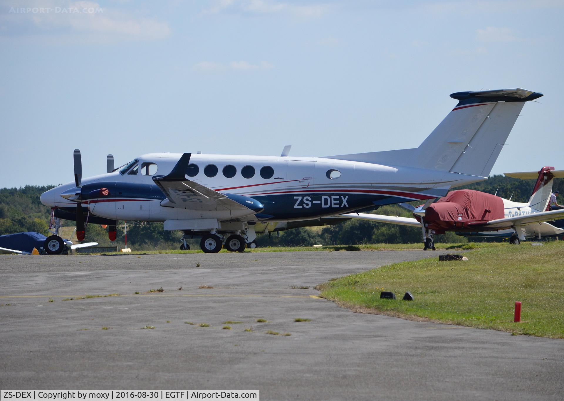 ZS-DEX, 1986 Beech B200 Super King Air King Air C/N BB-1244, Beech B200 King Air at Fairoaks. Ex VH-ITA