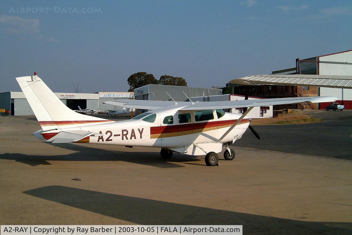 A2-RAY, Cessna 206 Super Skywagon C/N 206-0043, Cessna 206 Super Skywagon [206-0043] Lanseria~ZS 05/10/2003