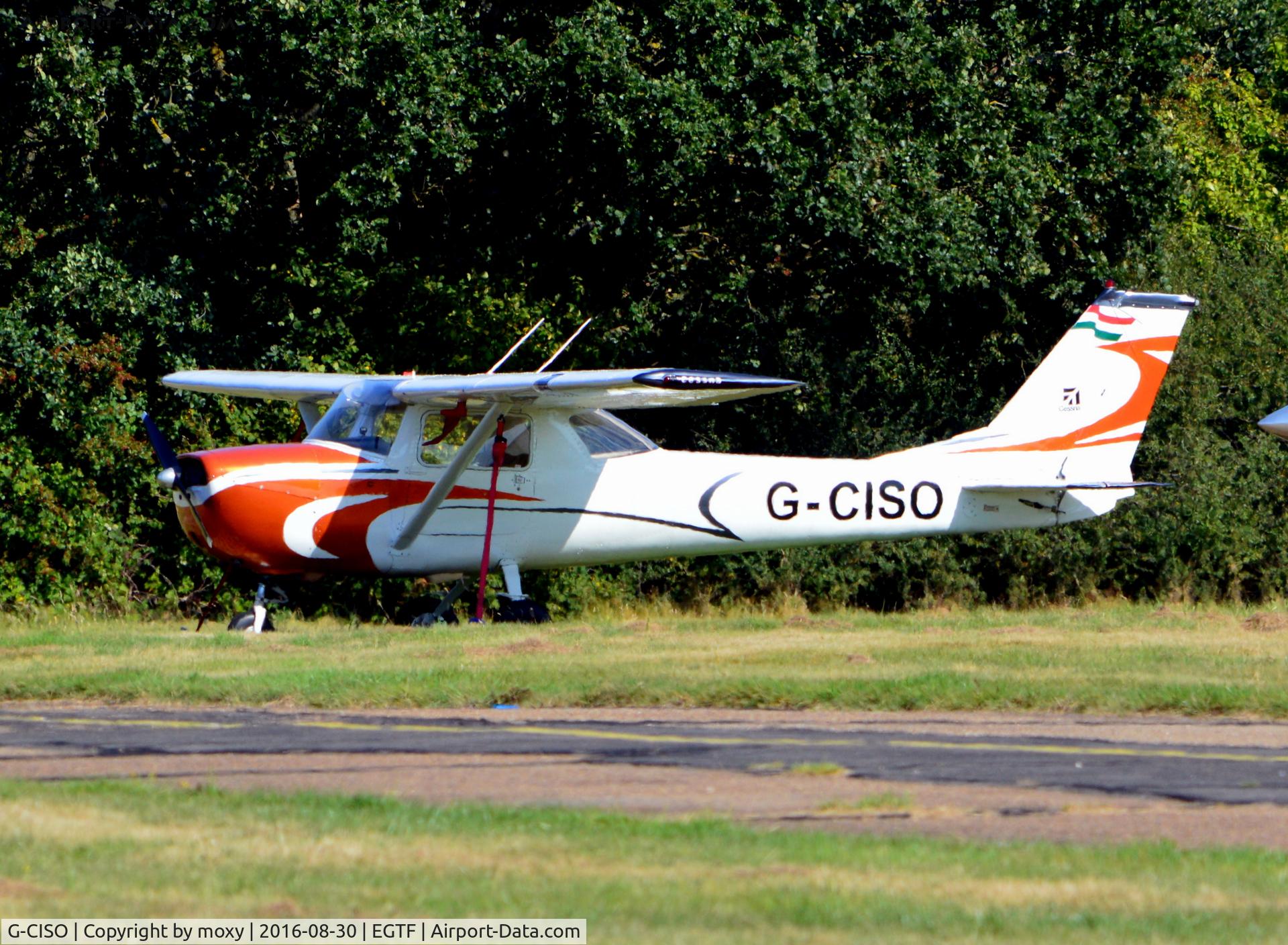 G-CISO, 1967 Cessna 150G C/N 150-66914, Cessna 150G at Fairoaks in the blistering heat.