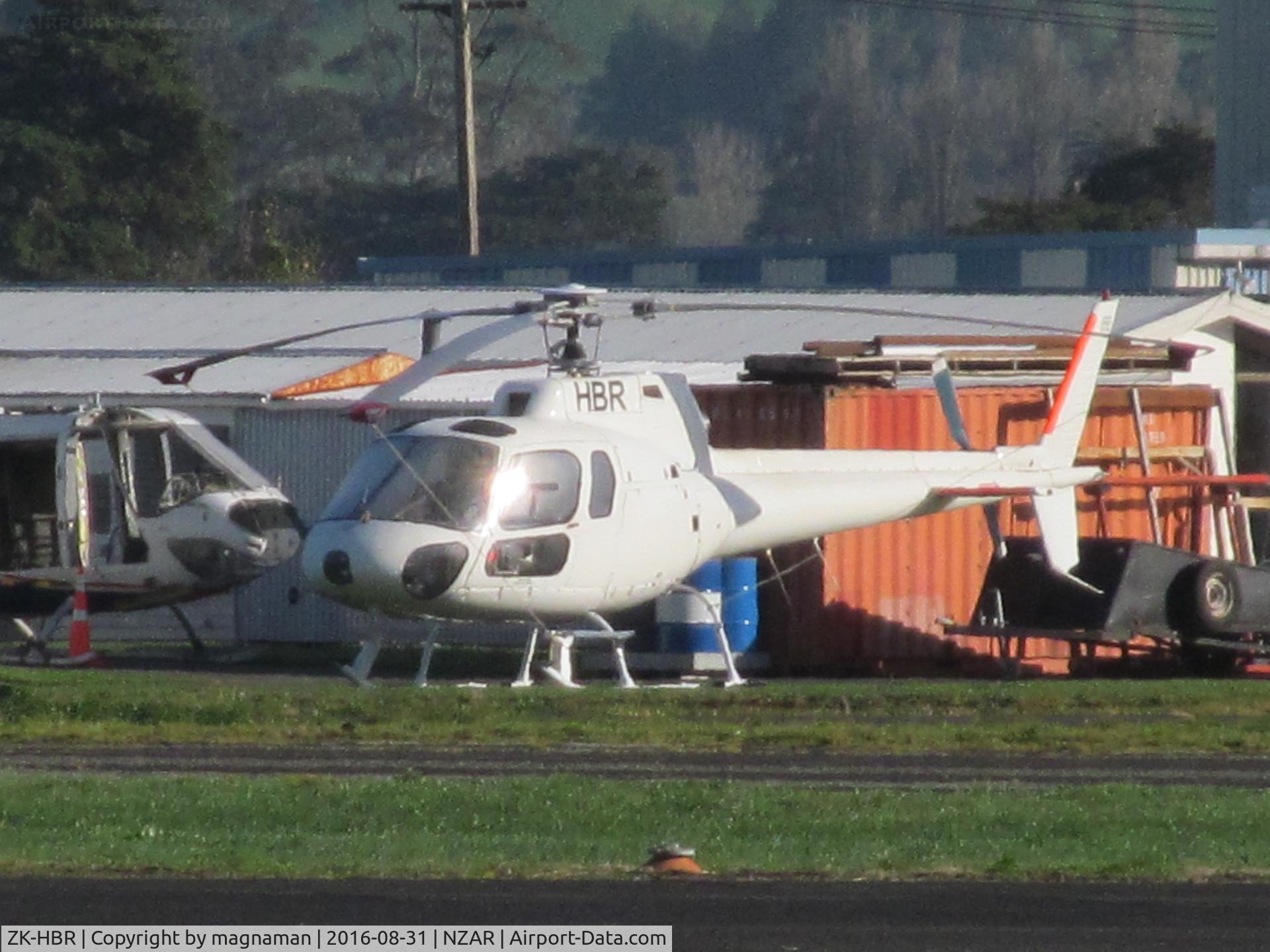 ZK-HBR, Aerospatiale AS-350D AStar Mk3 C/N 1386, view from opposite side of runway