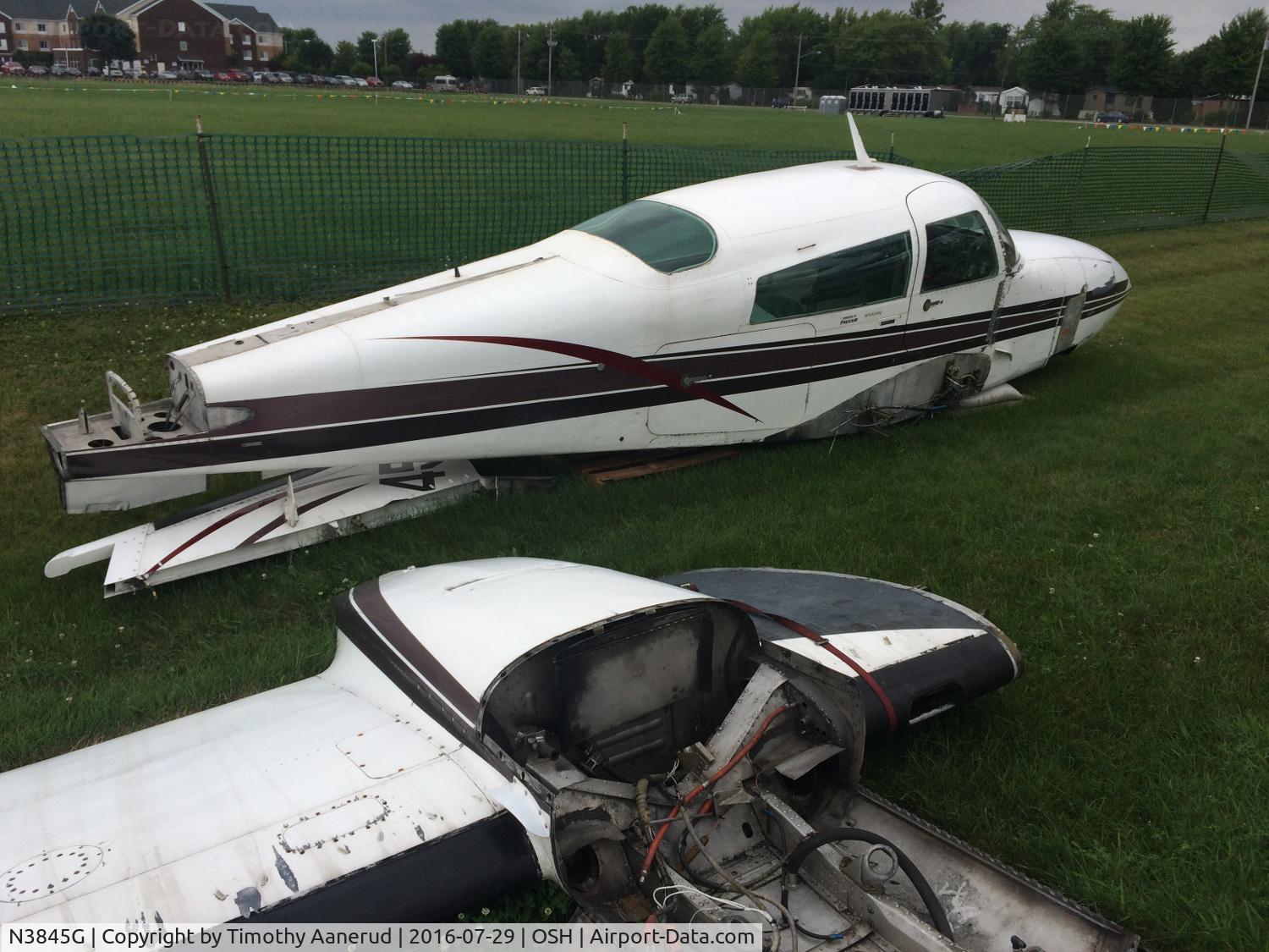N3845G, Cessna 310R C/N 310R0929, I am the Black Knight.  It's only a flesh wound.  
Cessna 310R, c/n: 310R0929