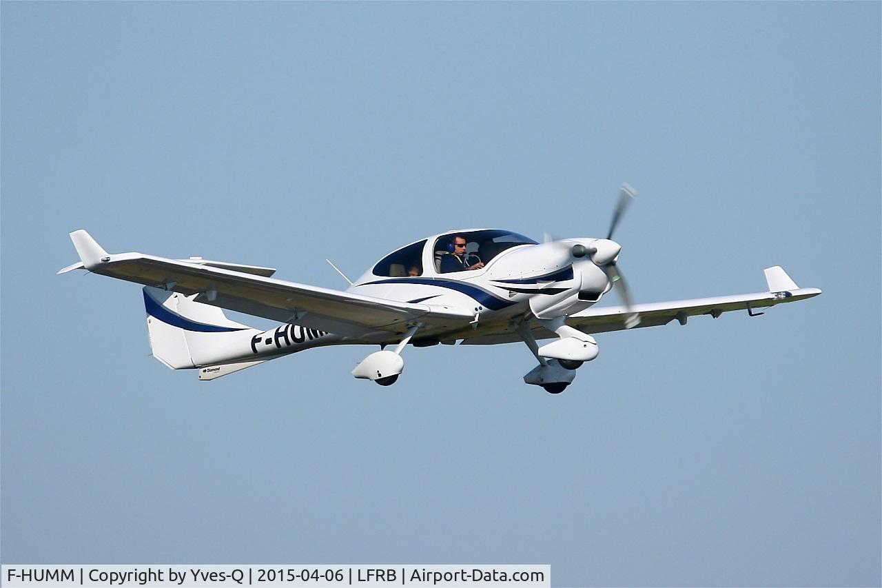 F-HUMM, Diamond DA-40 Diamond Star C/N D4.357, Diamond DA-40 Diamond Star, Take off rwy 07R, Brest-Bretagne airport (LFRB-BES)