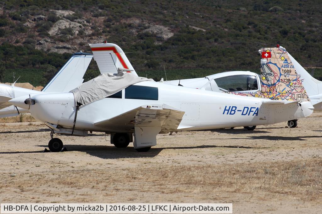 HB-DFA, 1977 Mooney M20J 201 201 C/N 24-0262, Parked