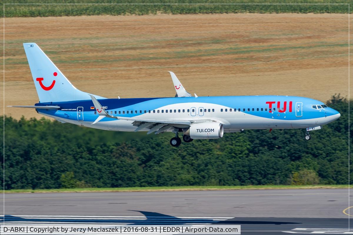 D-ABKI, 2009 Boeing 737-86J C/N 37748, Boeing 737-86J