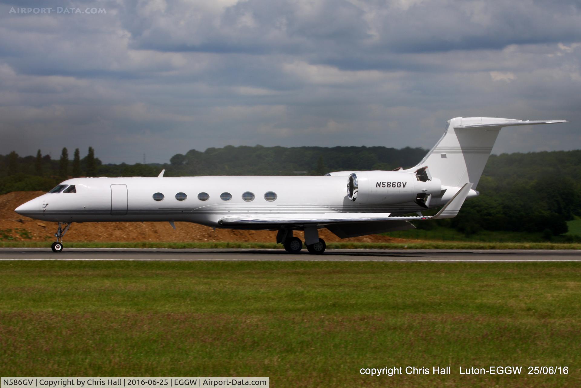 N586GV, 1999 Gulfstream Aerospace G-V C/N 586, owned by Sir Jony Ive, the Senior Vice President of Design at Apple